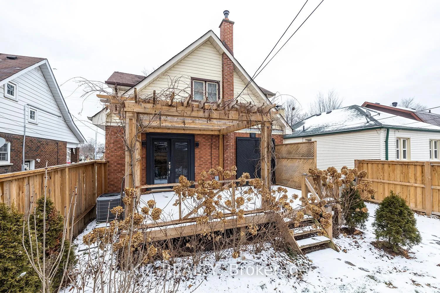 Photo 27 of 154 Roxborough Avenue, Oshawa, O'Neill — HOMEH