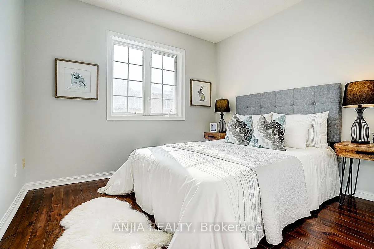 Photo 18 of Unit 5, 16 St Moritz Way, Markham, Unionville — HOMEH