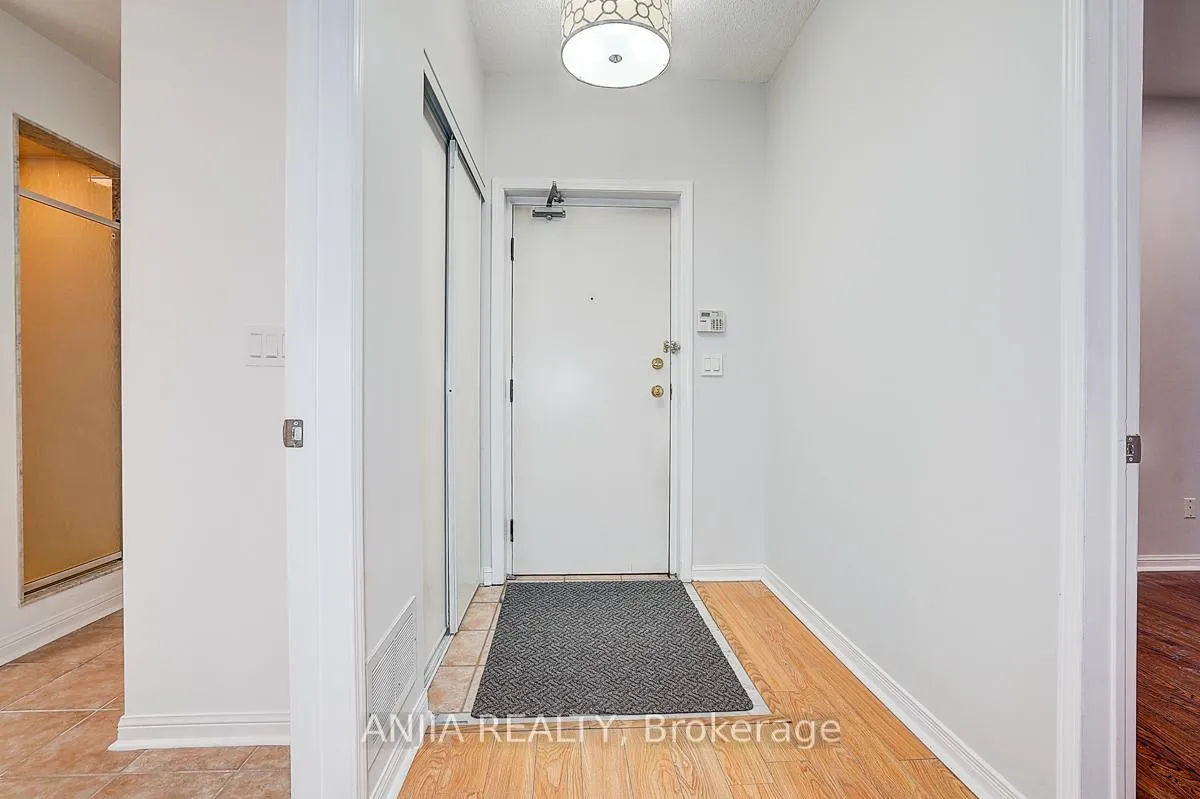 Photo 27 of Unit 5, 16 St Moritz Way, Markham, Unionville — HOMEH