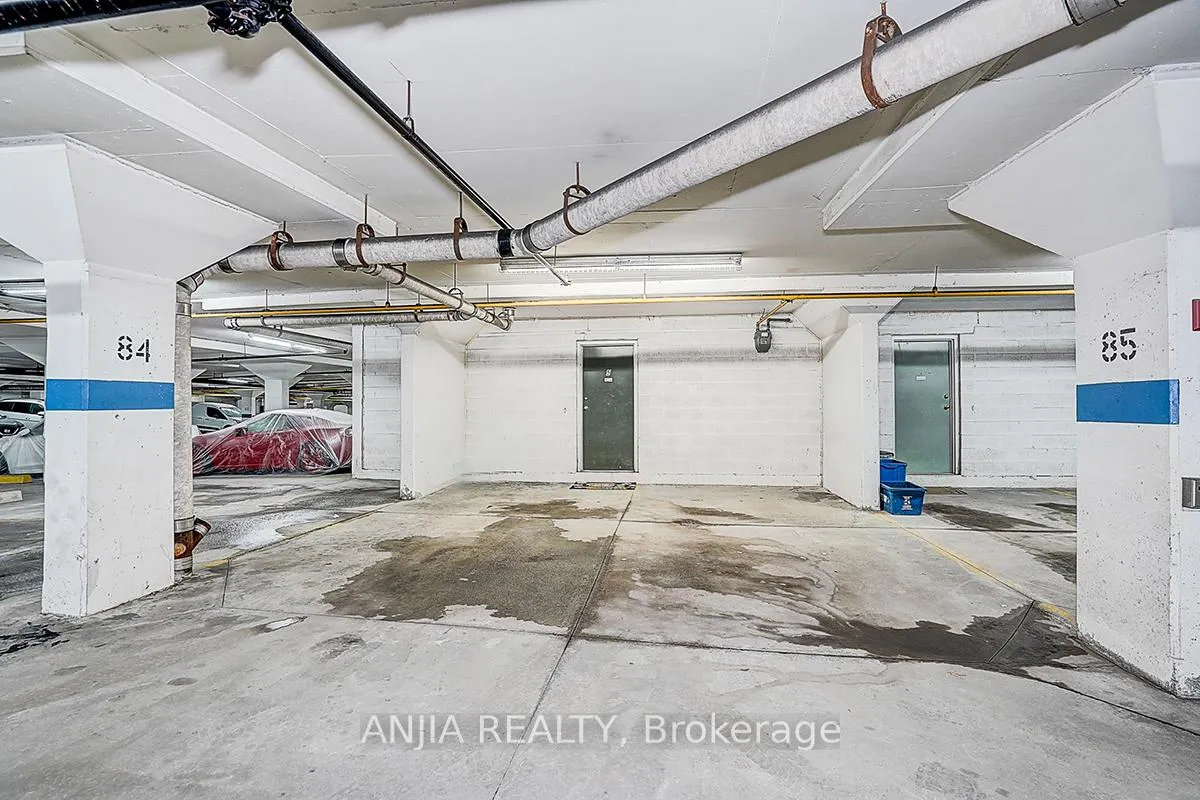 Photo 28 of Unit 5, 16 St Moritz Way, Markham, Unionville — HOMEH