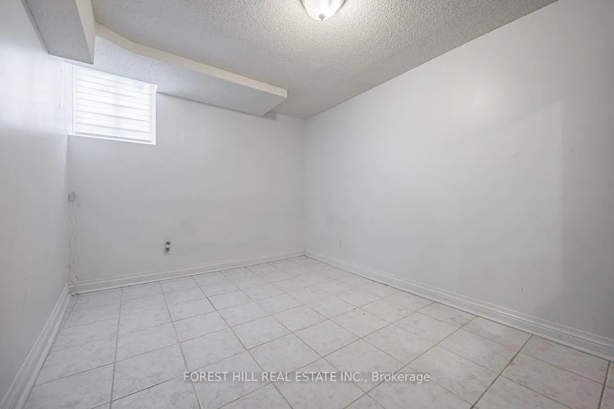 Photo 21 of Unit Bsmt, 16 Willcocks Crescent, Ajax, Central — HOMEH