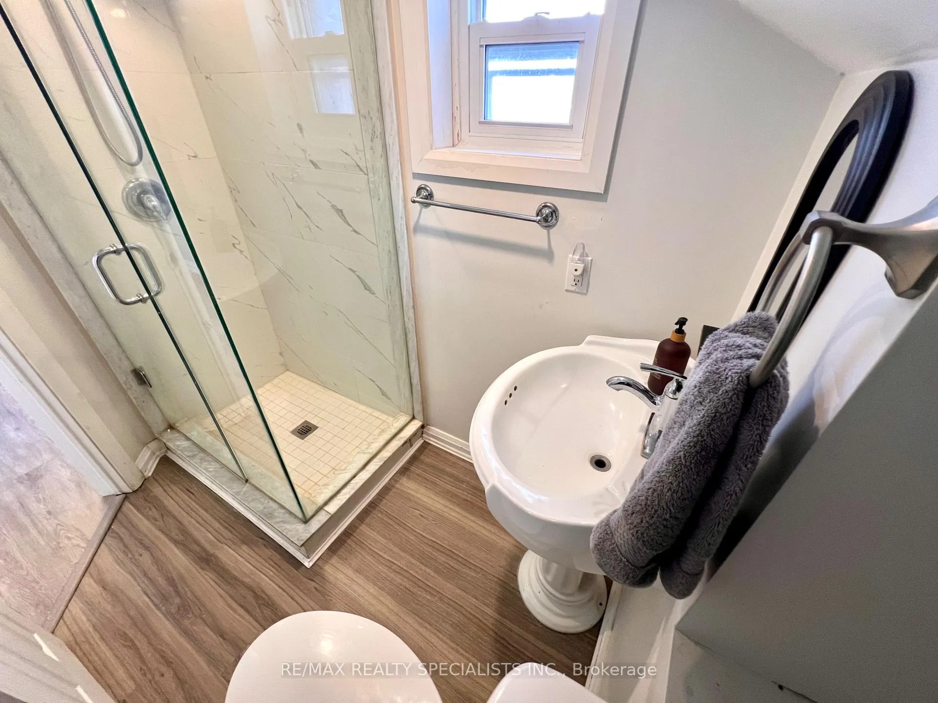 Photo 11 of Unit 2, 32 Penetang Street, Barrie, Codrington — HOMEH
