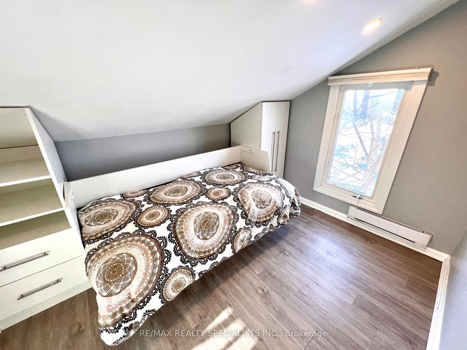 Photo 14 of Unit 2, 32 Penetang Street, Barrie, Codrington — HOMEH