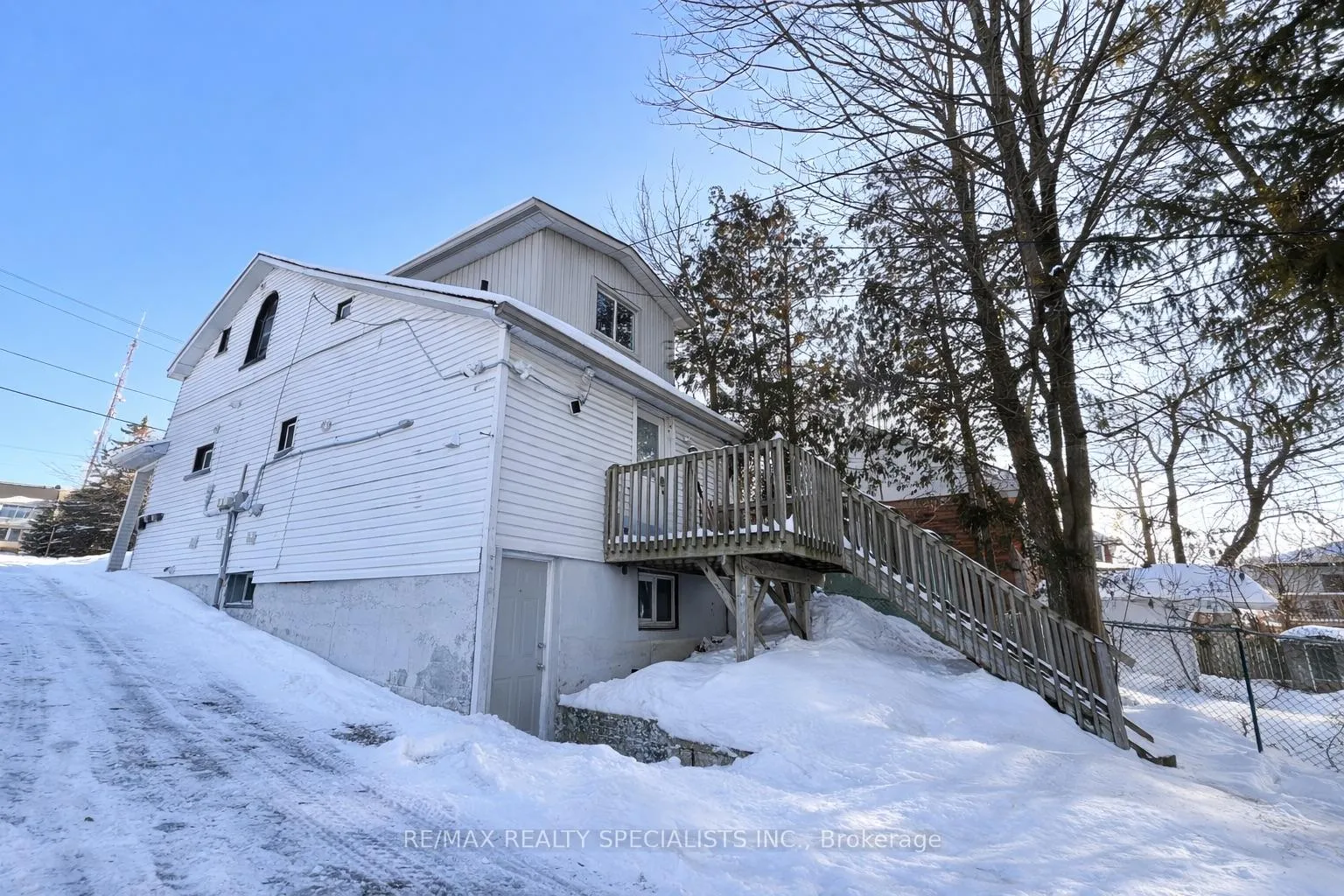 Photo 22 of Unit 2, 32 Penetang Street, Barrie, Codrington — HOMEH