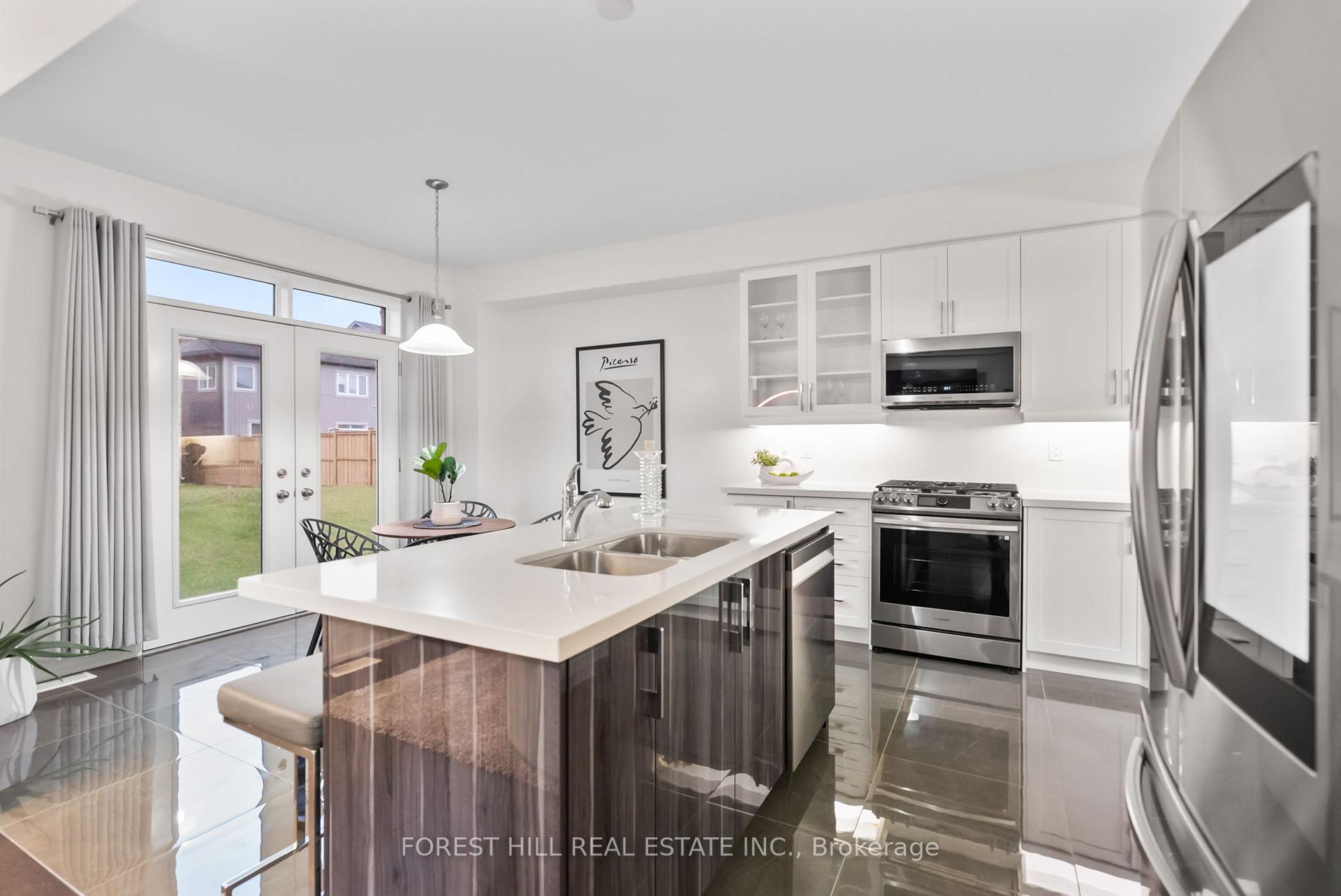 Photo 11 of 863 Fallis Line, Cavan Monaghan, Cavan Twp — HOMEH