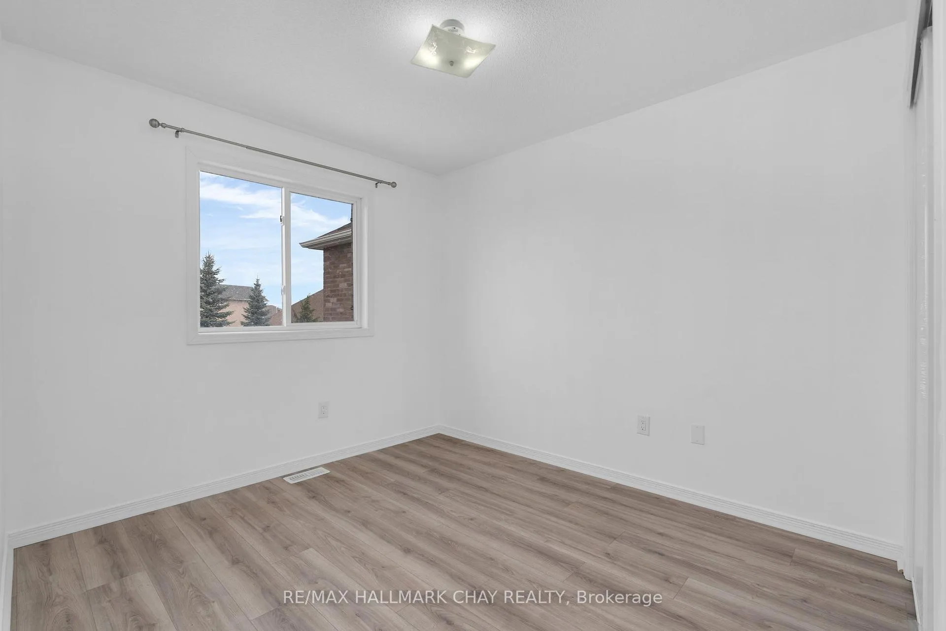 Photo 18 of 1178 Laurand Street, Innisfil, Alcona — HOMEH