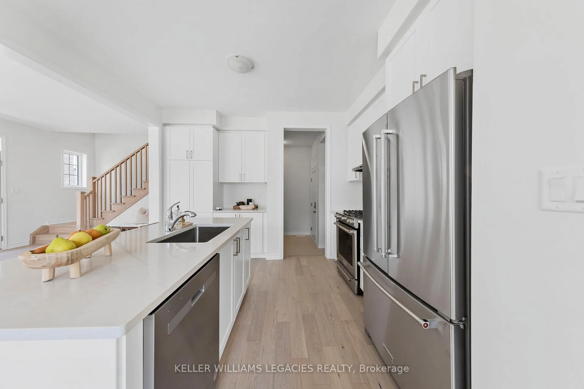 Photo 6 of 3266 Turnstone Boulevard, Pickering, Rural Pickering — HOMEH
