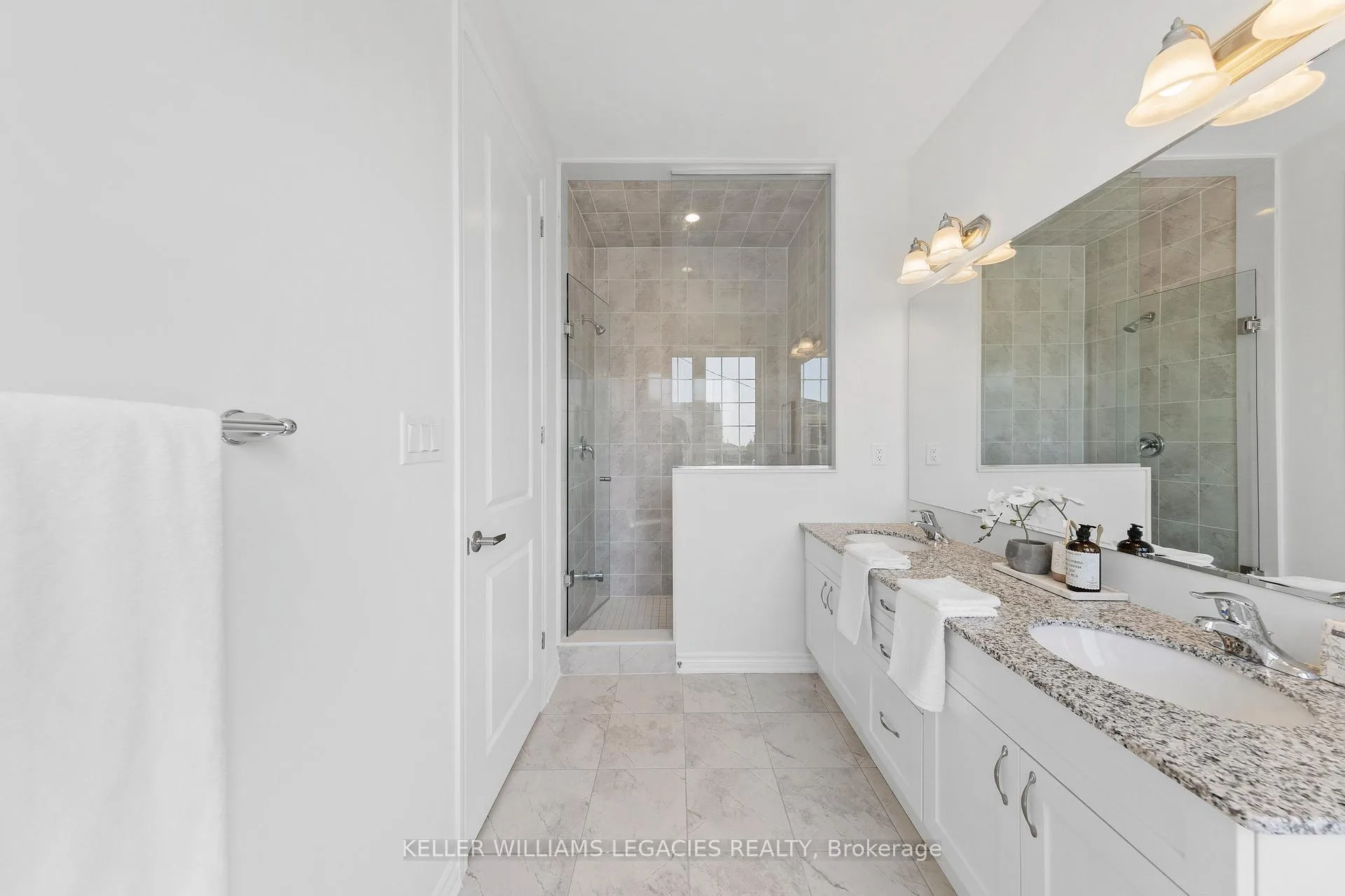 Photo 25 of 3266 Turnstone Boulevard, Pickering, Rural Pickering — HOMEH