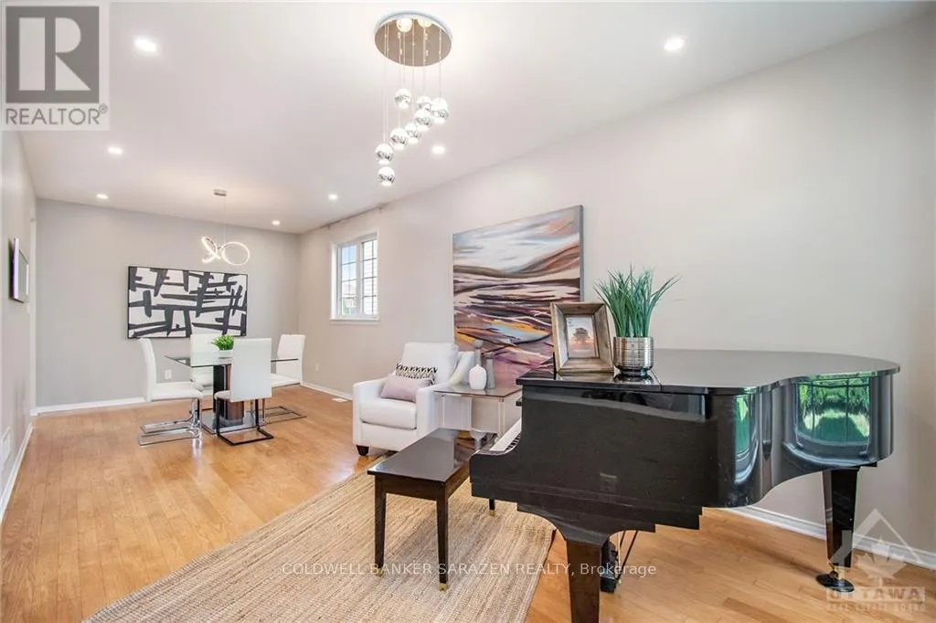 Photo 5 of 208 Kinloch Court, Ottawa, Barrhaven - Stonebridge — HOMEH