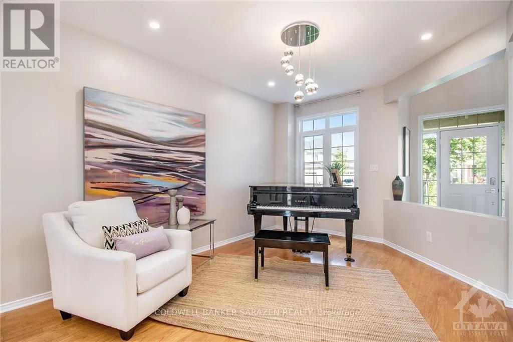 Photo 6 of 208 Kinloch Court, Ottawa, Barrhaven - Stonebridge — HOMEH