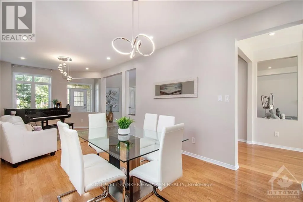 Photo 7 of 208 Kinloch Court, Ottawa, Barrhaven - Stonebridge — HOMEH