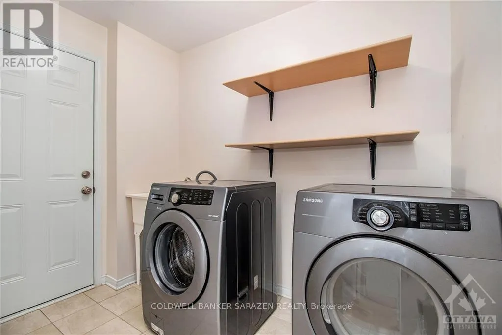 Photo 19 of 208 Kinloch Court, Ottawa, Barrhaven - Stonebridge — HOMEH