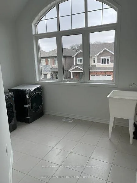 Photo 13 of 67 Milt Schmidt Street, Kitchener — HOMEH