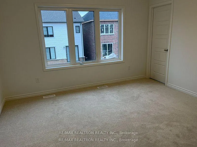 Photo 17 of 67 Milt Schmidt Street, Kitchener — HOMEH