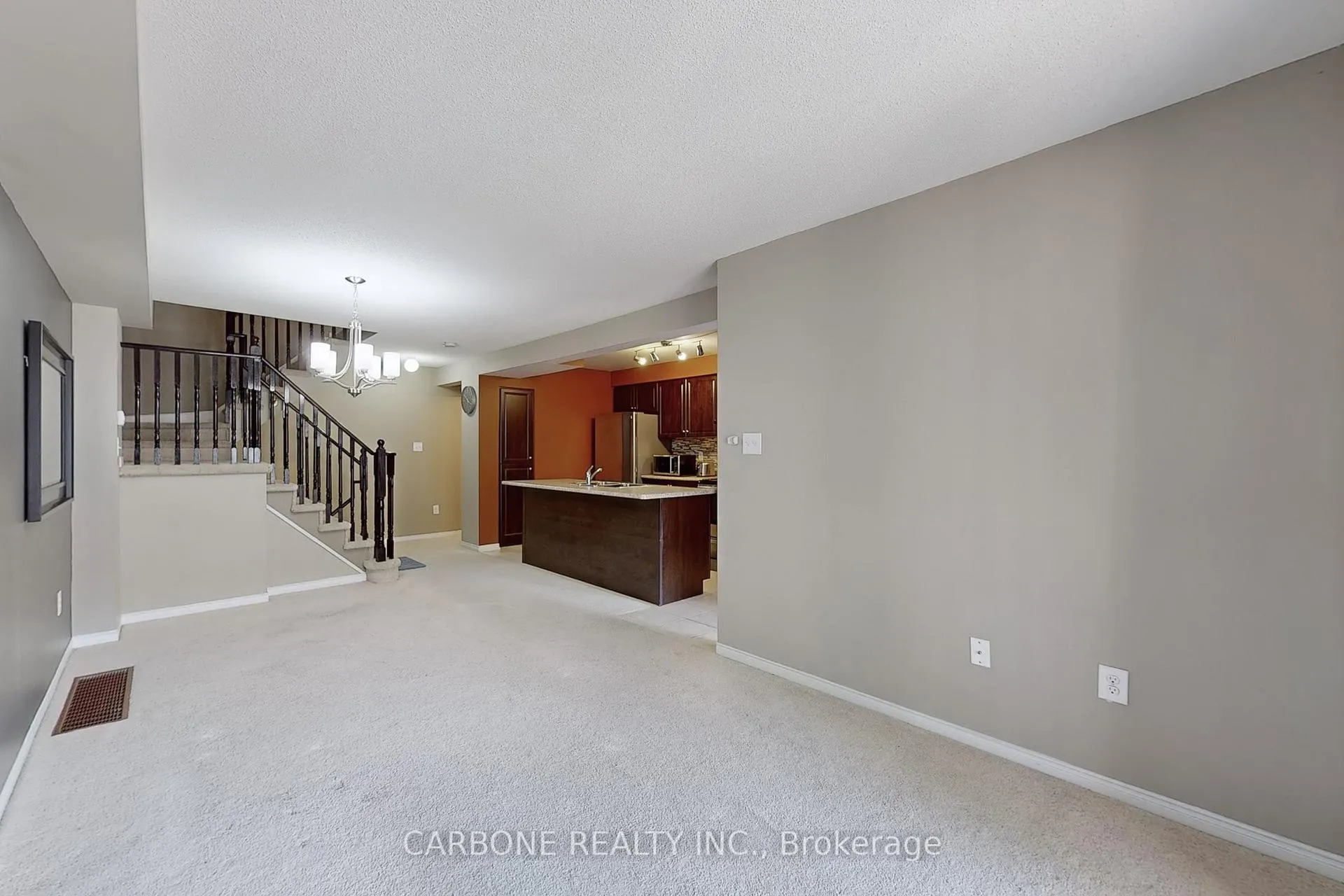 Photo 7 of 35 Silvester Street, Ajax, Central East — HOMEH