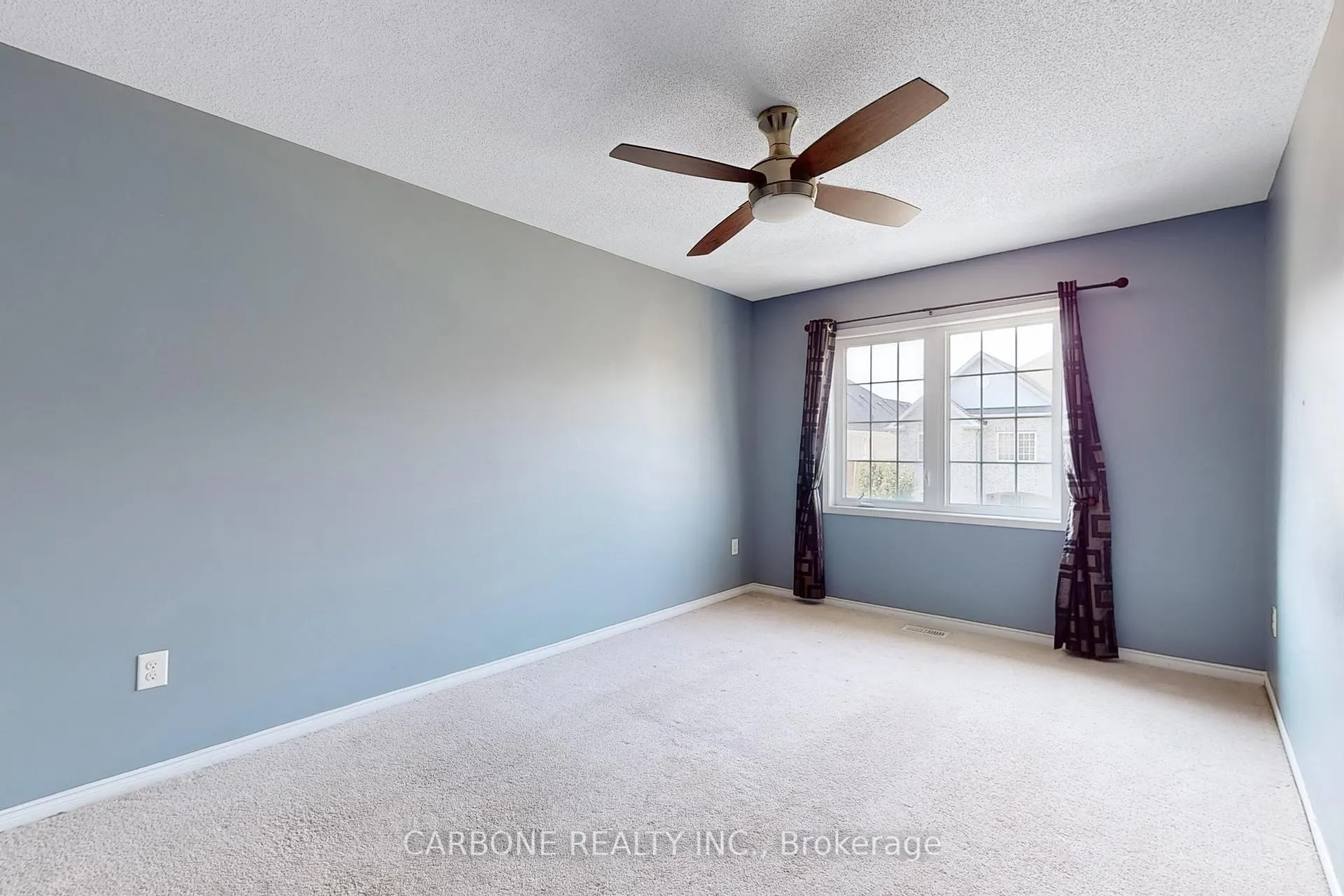 Photo 15 of 35 Silvester Street, Ajax, Central East — HOMEH