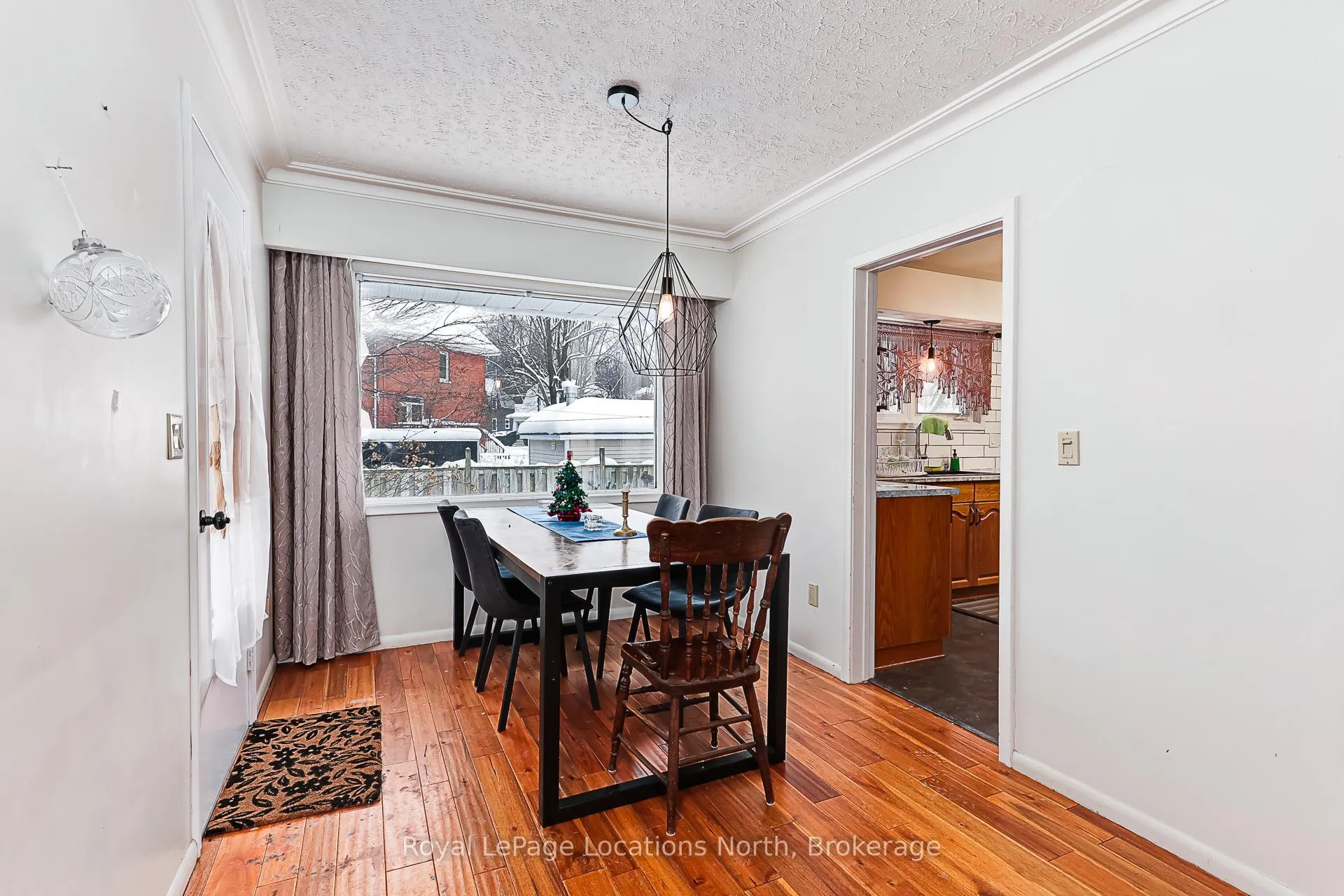 Photo 7 of 25 Margaret Street, Meaford — HOMEH