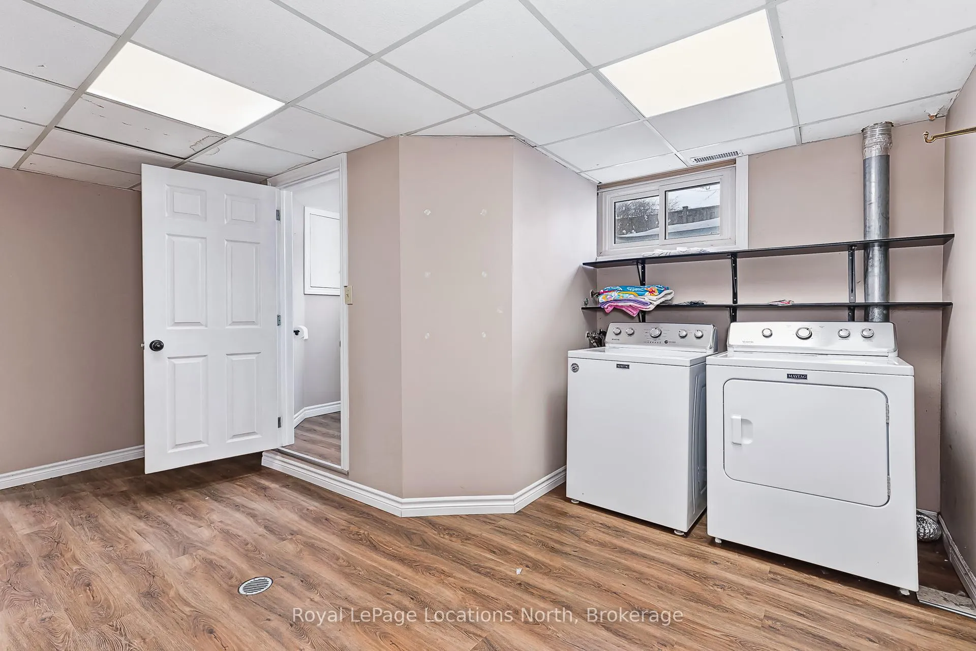 Photo 17 of 25 Margaret Street, Meaford — HOMEH