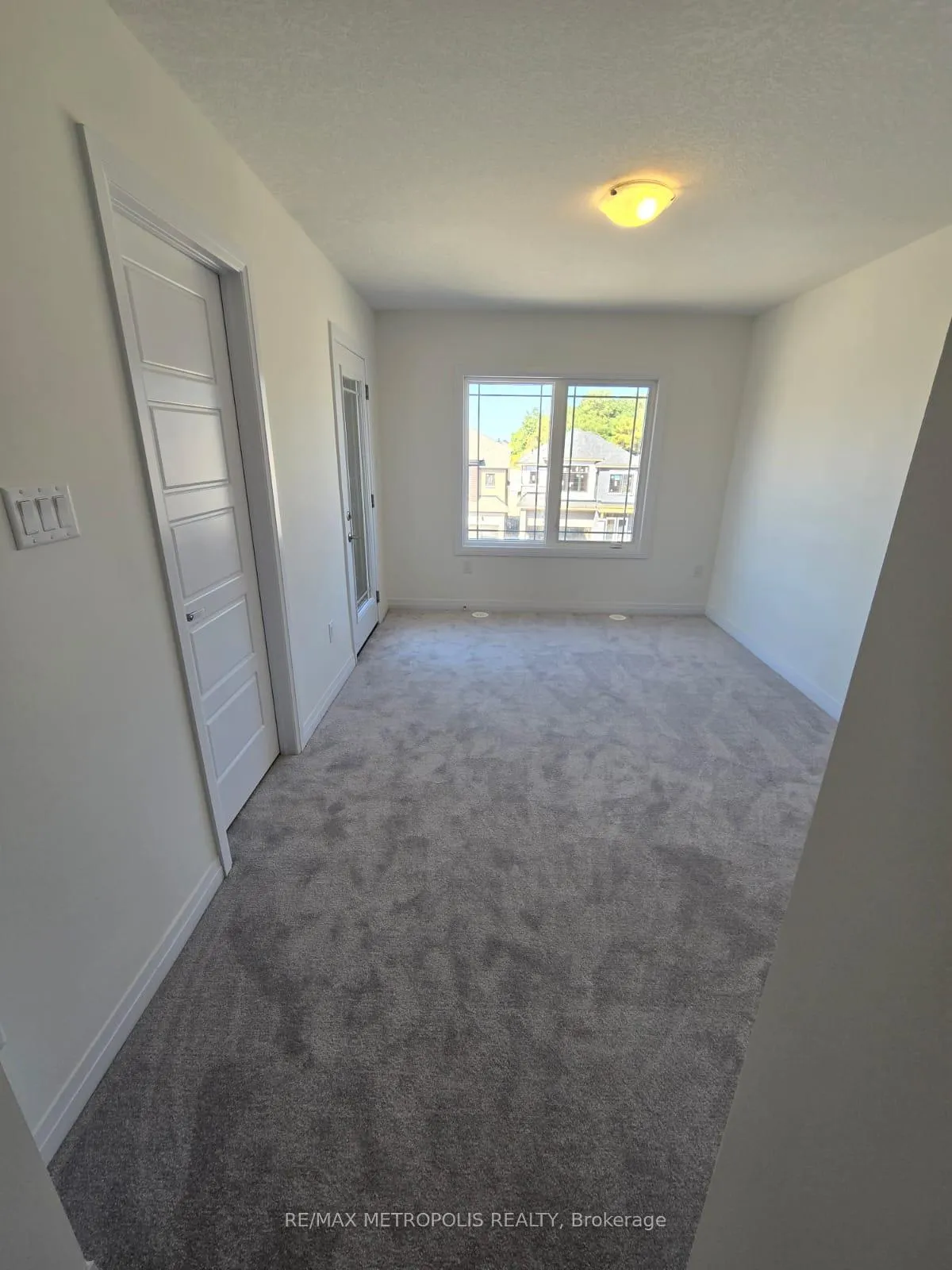 Photo 5 of 192 Gillespie Drive, Brant, Brantford Twp — HOMEH