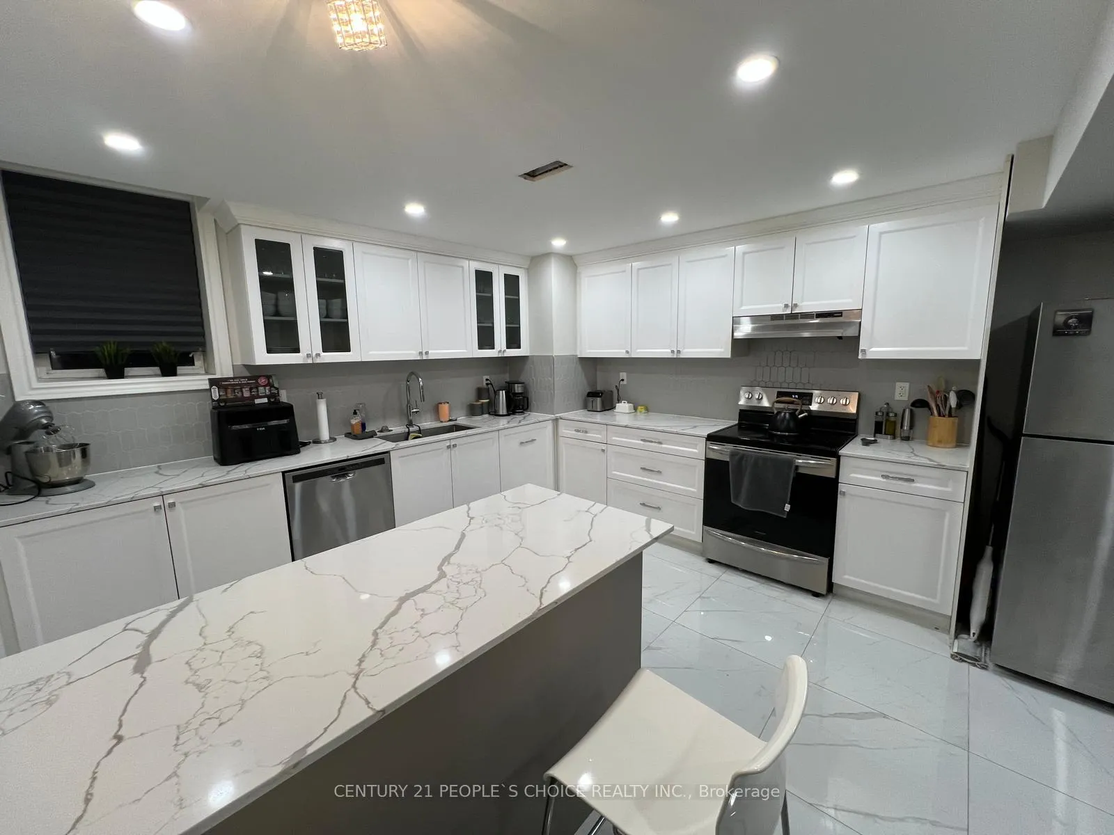 Photo 4 of Unit BSMT, 22 Elderslie Crescent, Vaughan, Kleinburg — HOMEH