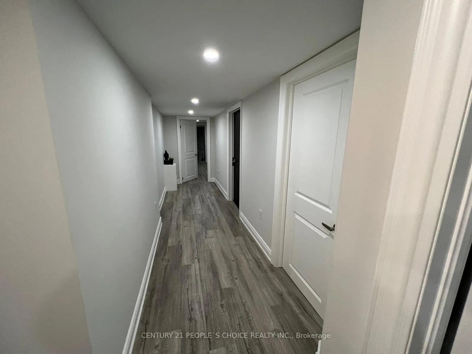 Photo 7 of Unit BSMT, 22 Elderslie Crescent, Vaughan, Kleinburg — HOMEH