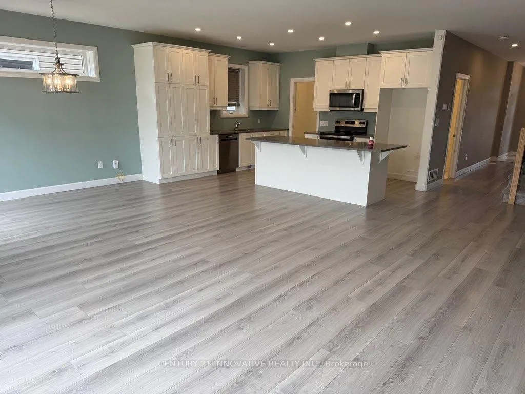 Photo 3 of 16 Walden Pond Drive, Loyalist, Amherstview — HOMEH