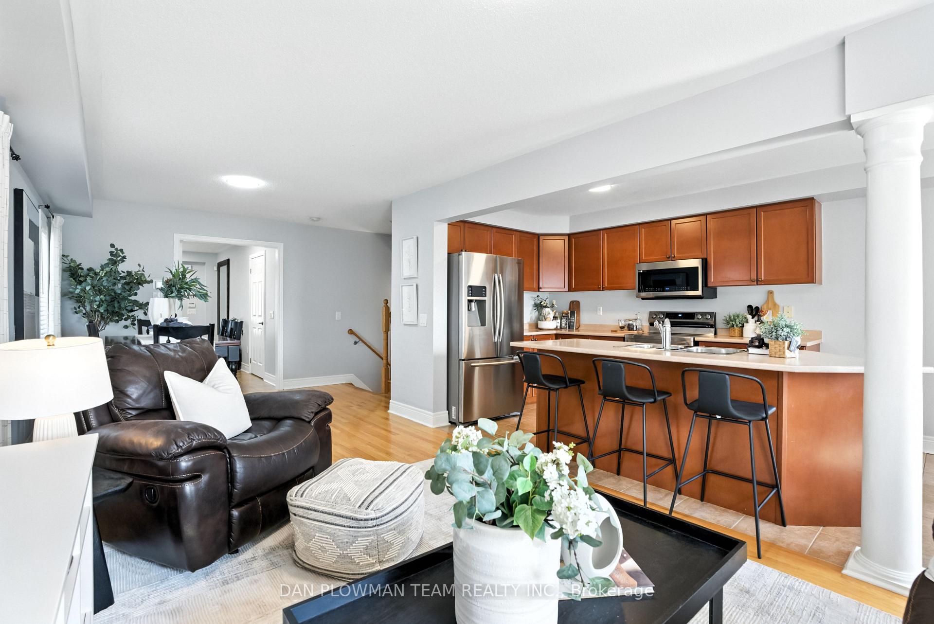 Photo 9 of 76 Kersey Crescent, Clarington, Courtice — HOMEH