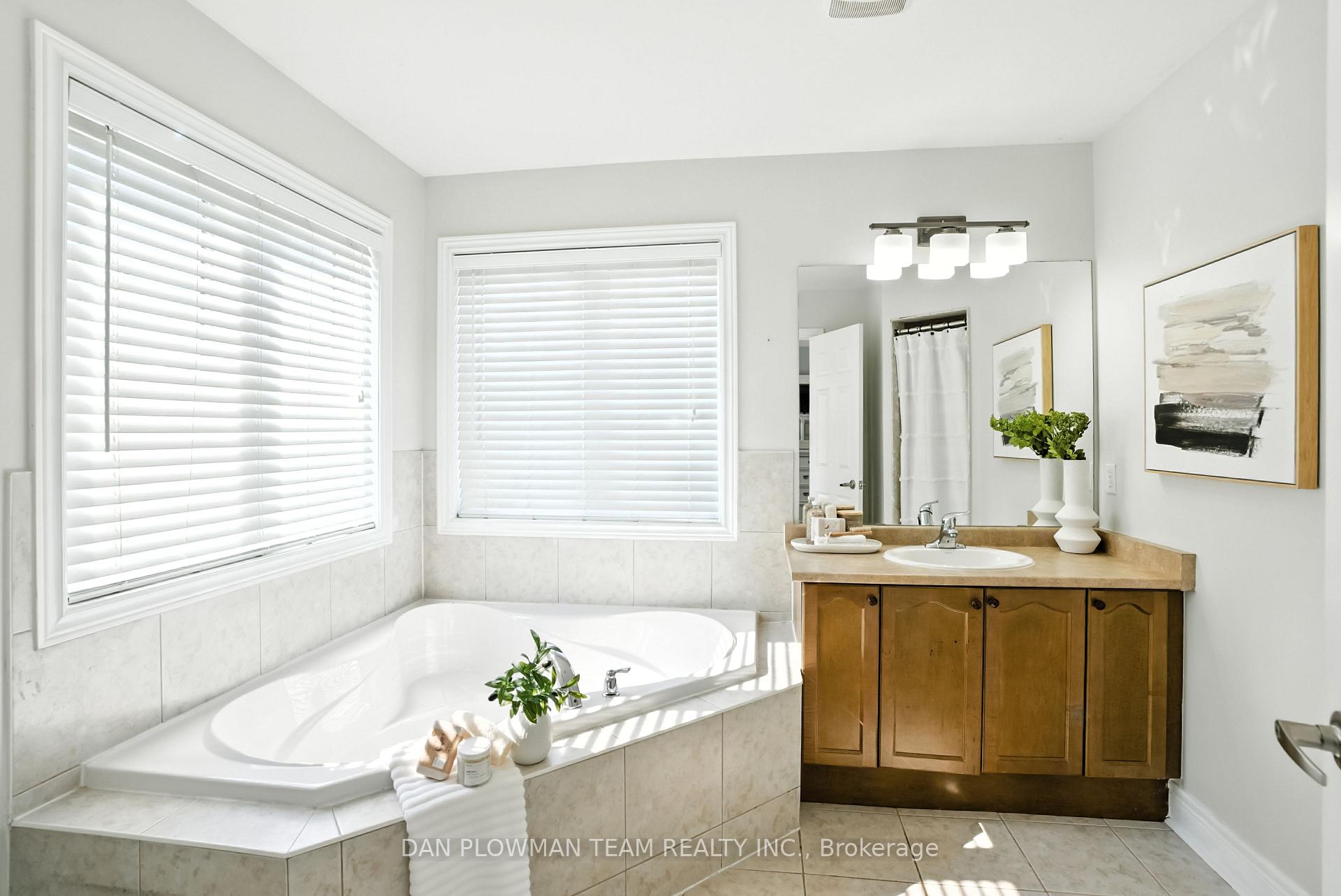 Photo 21 of 76 Kersey Crescent, Clarington, Courtice — HOMEH