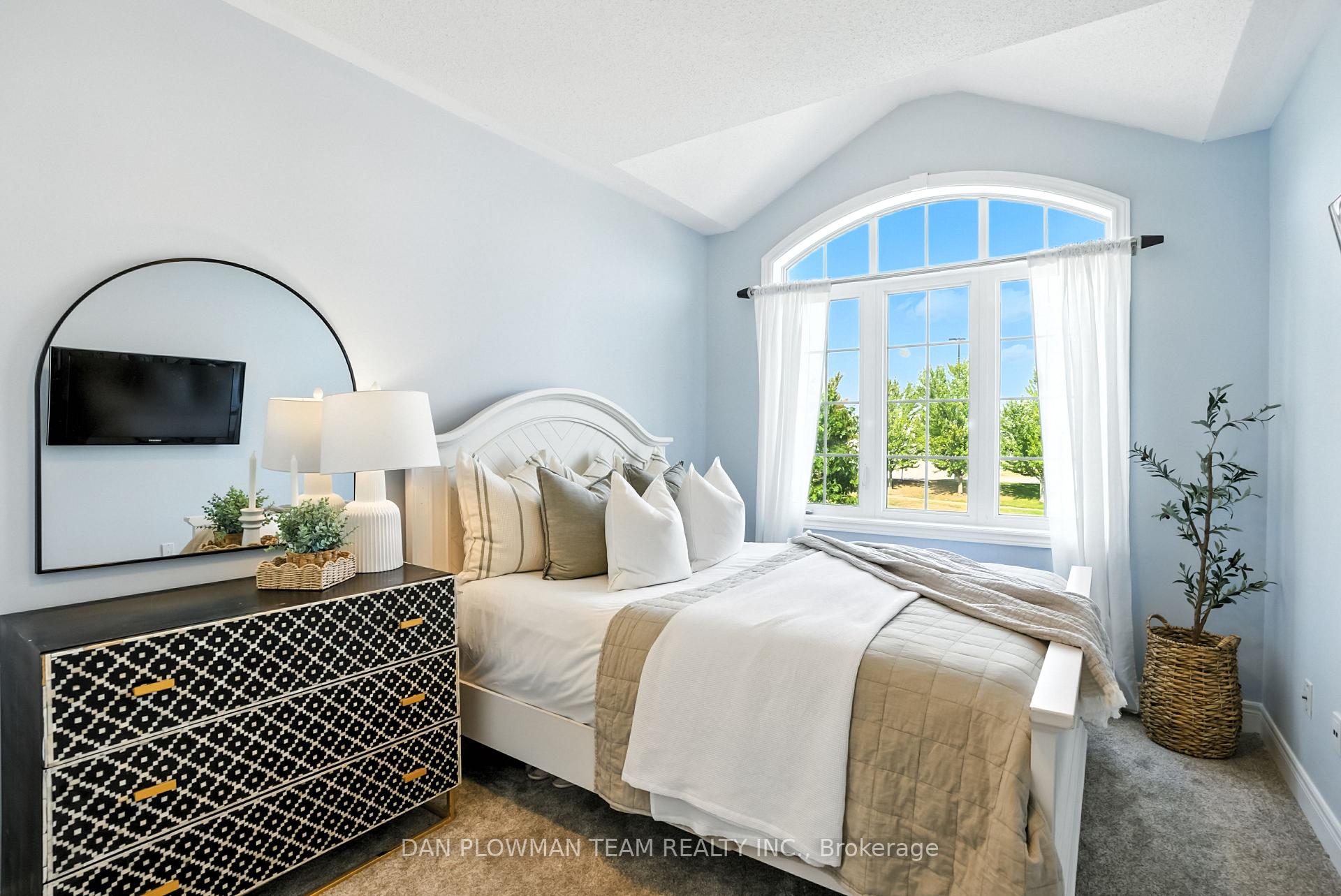 Photo 28 of 76 Kersey Crescent, Clarington, Courtice — HOMEH