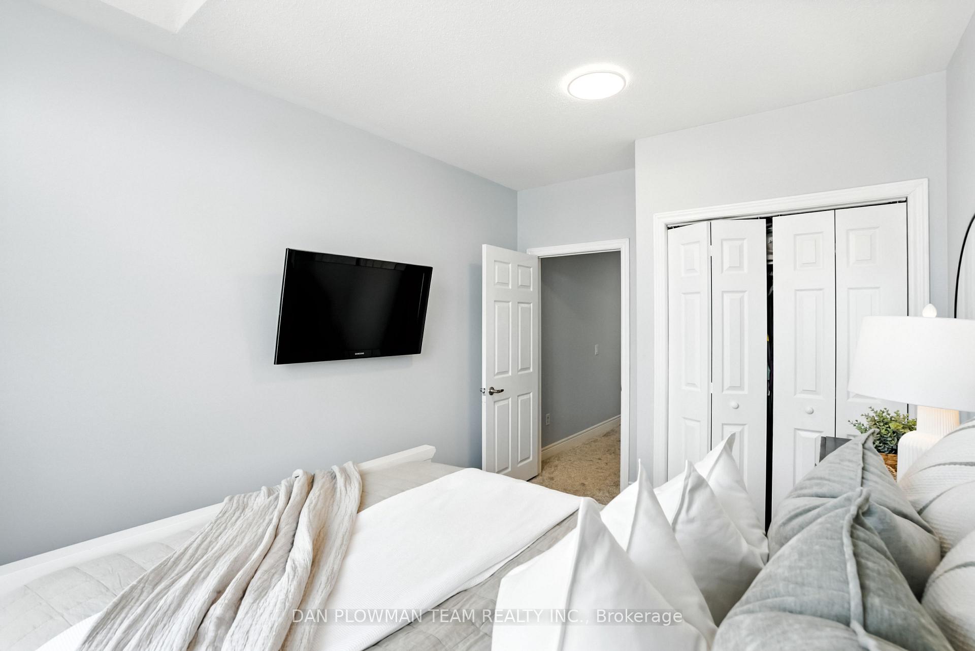 Photo 30 of 76 Kersey Crescent, Clarington, Courtice — HOMEH