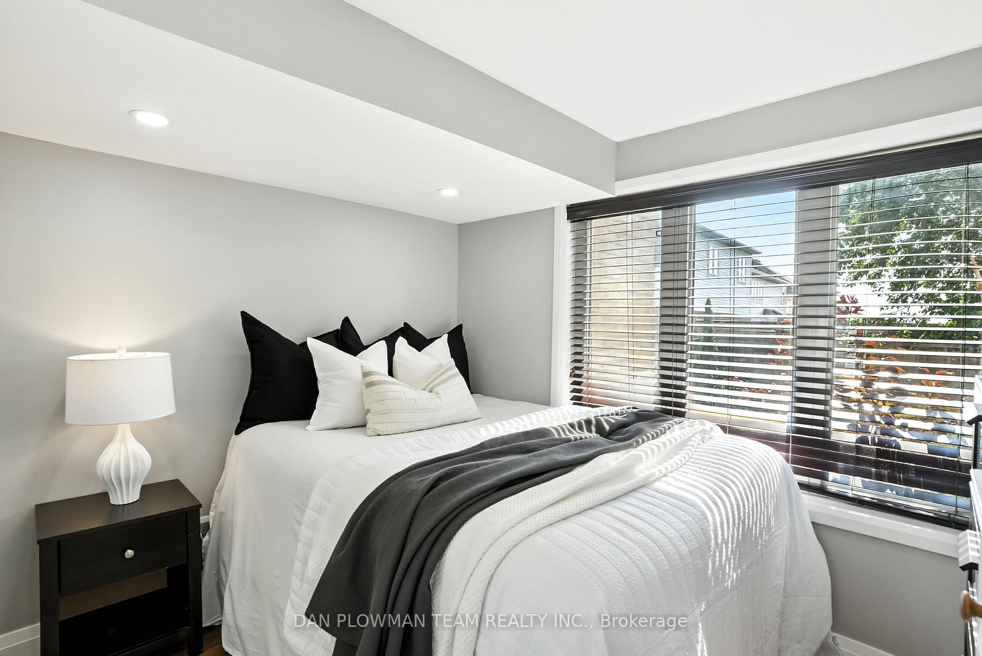 Photo 34 of 76 Kersey Crescent, Clarington, Courtice — HOMEH