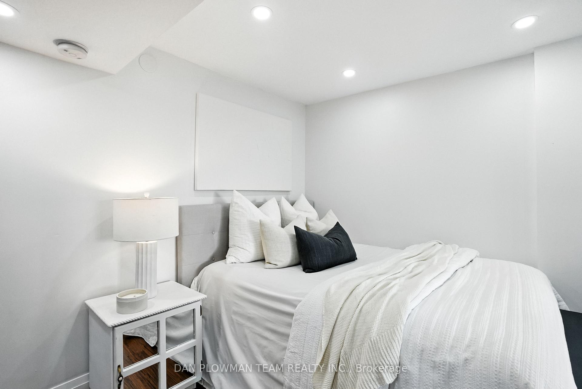 Photo 36 of 76 Kersey Crescent, Clarington, Courtice — HOMEH