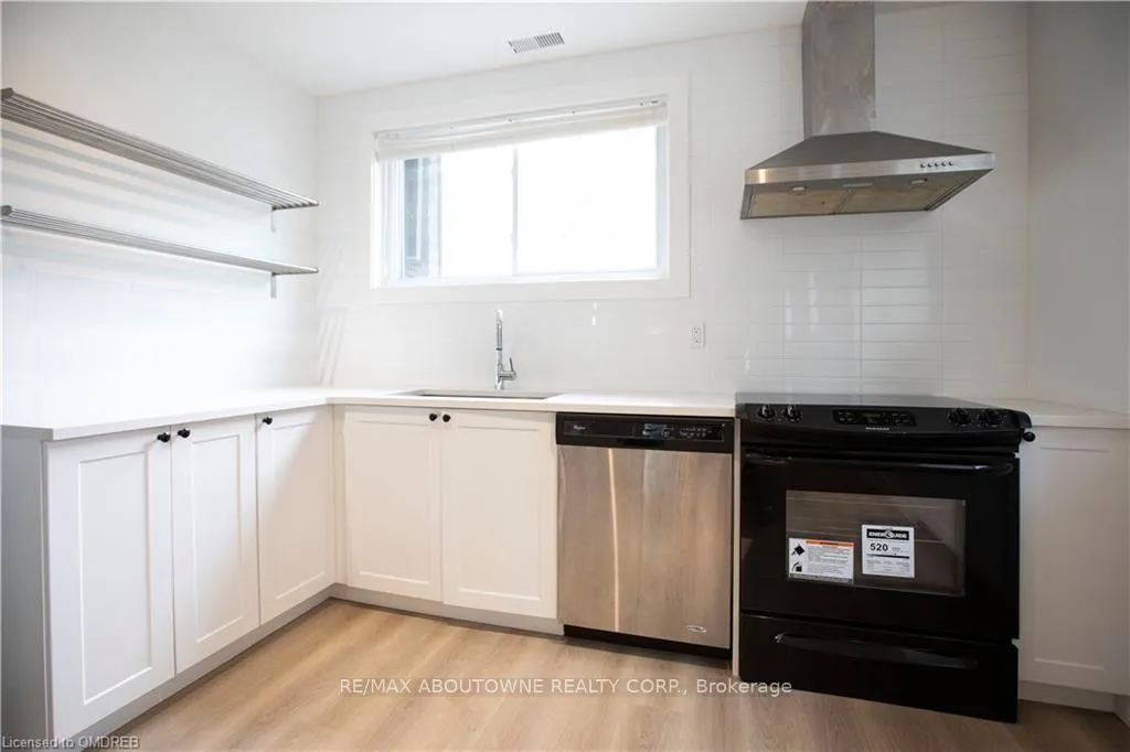 Photo 8 of Unit 1, 49 Fairleigh Avenue S, Hamilton, Gibson — HOMEH