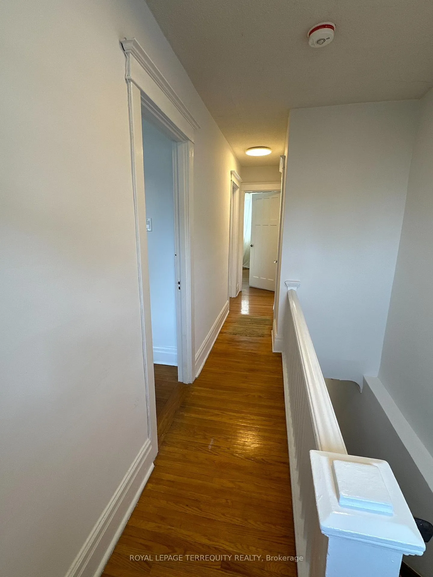Photo 11 of 135 Connaught Avenue N, Hamilton, Gibson — HOMEH
