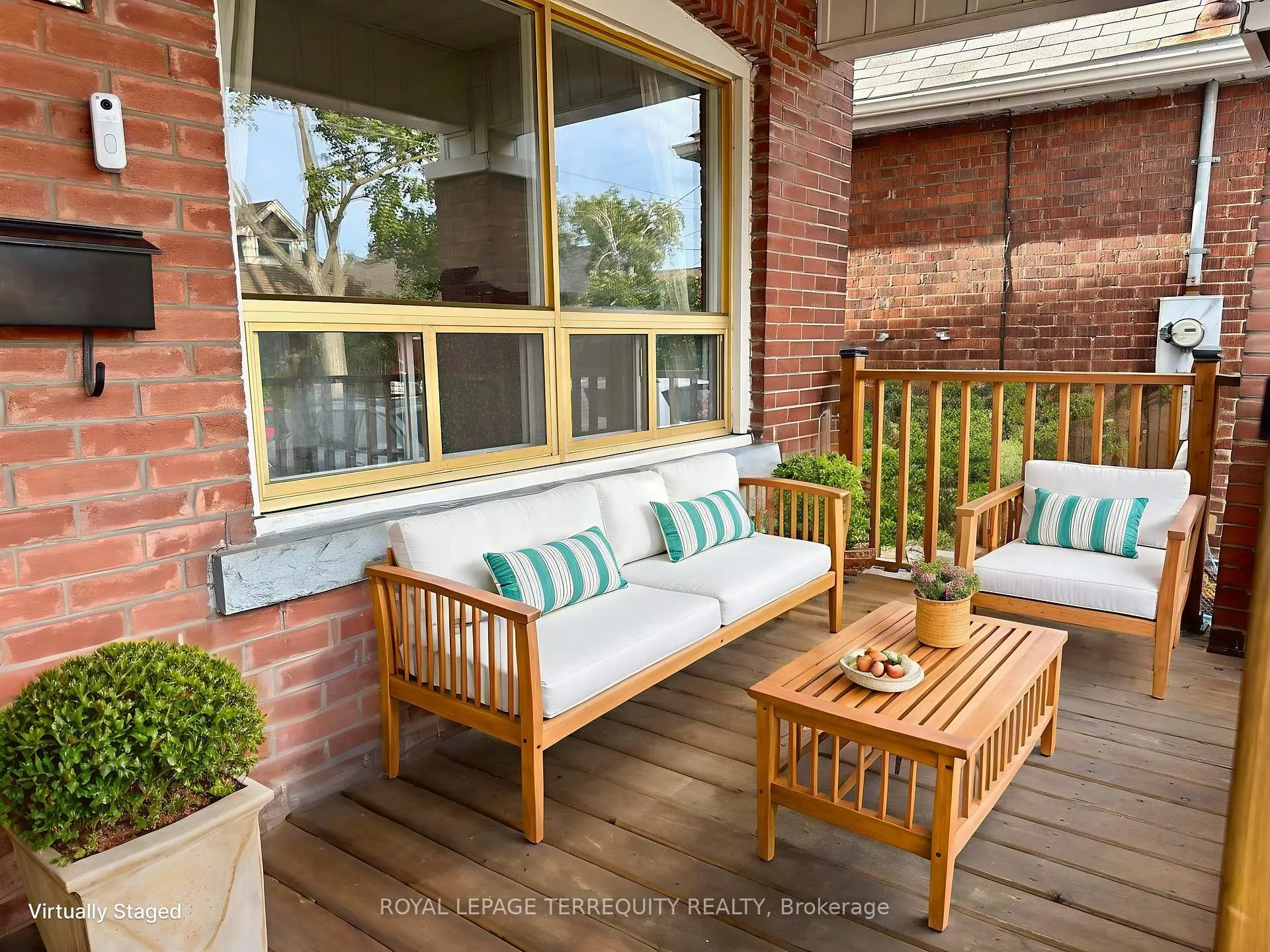 Photo 26 of 135 Connaught Avenue N, Hamilton, Gibson — HOMEH