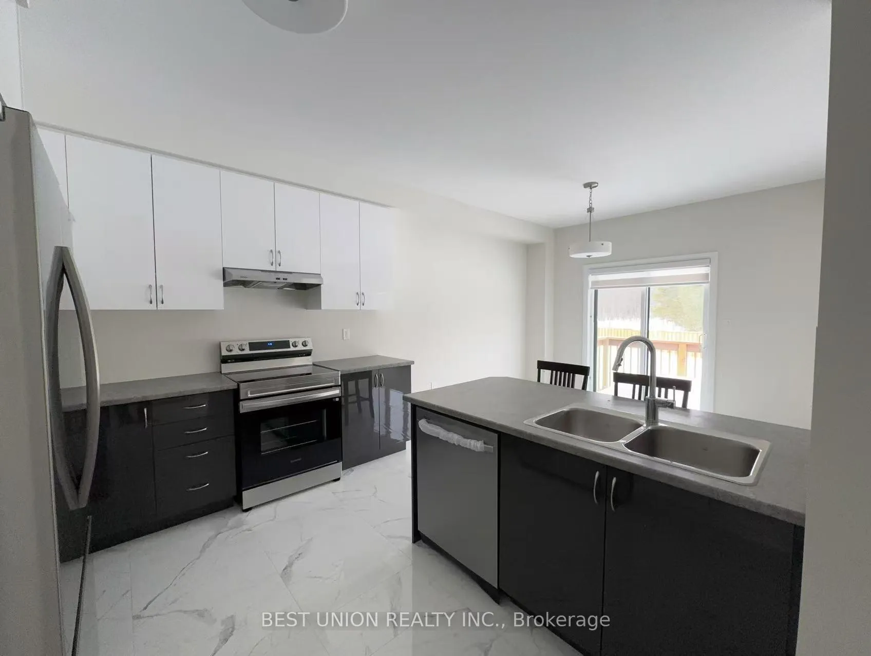 Photo 4 of 3044 Sandy Acres Avenue, Severn, West Shore — HOMEH