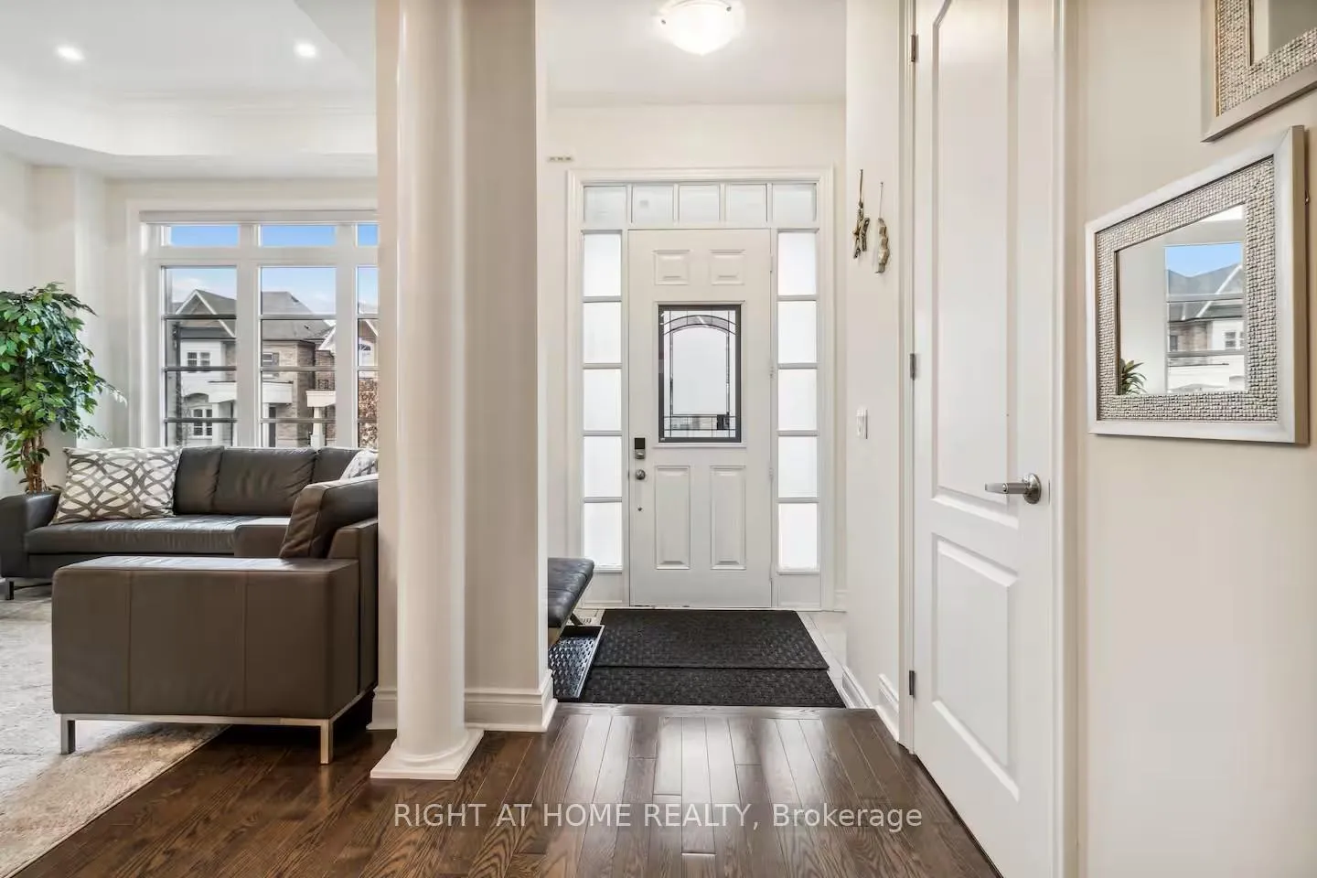 Photo 7 of 244 Paradelle Drive, Richmond Hill, Oak Ridges Lake Wilcox — HOMEH