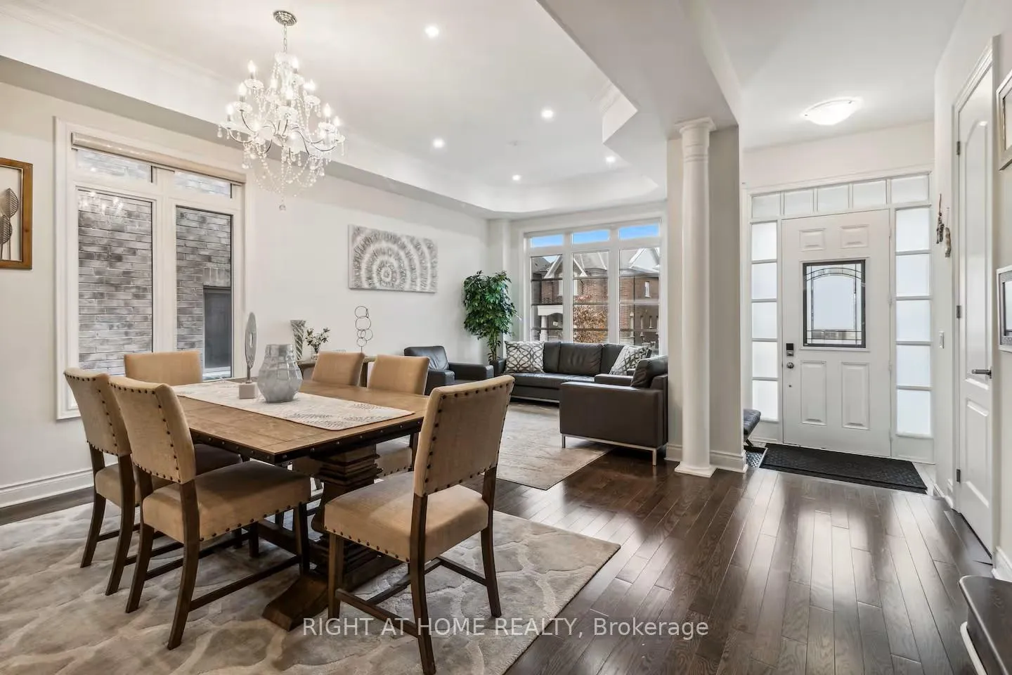 Photo 10 of 244 Paradelle Drive, Richmond Hill, Oak Ridges Lake Wilcox — HOMEH