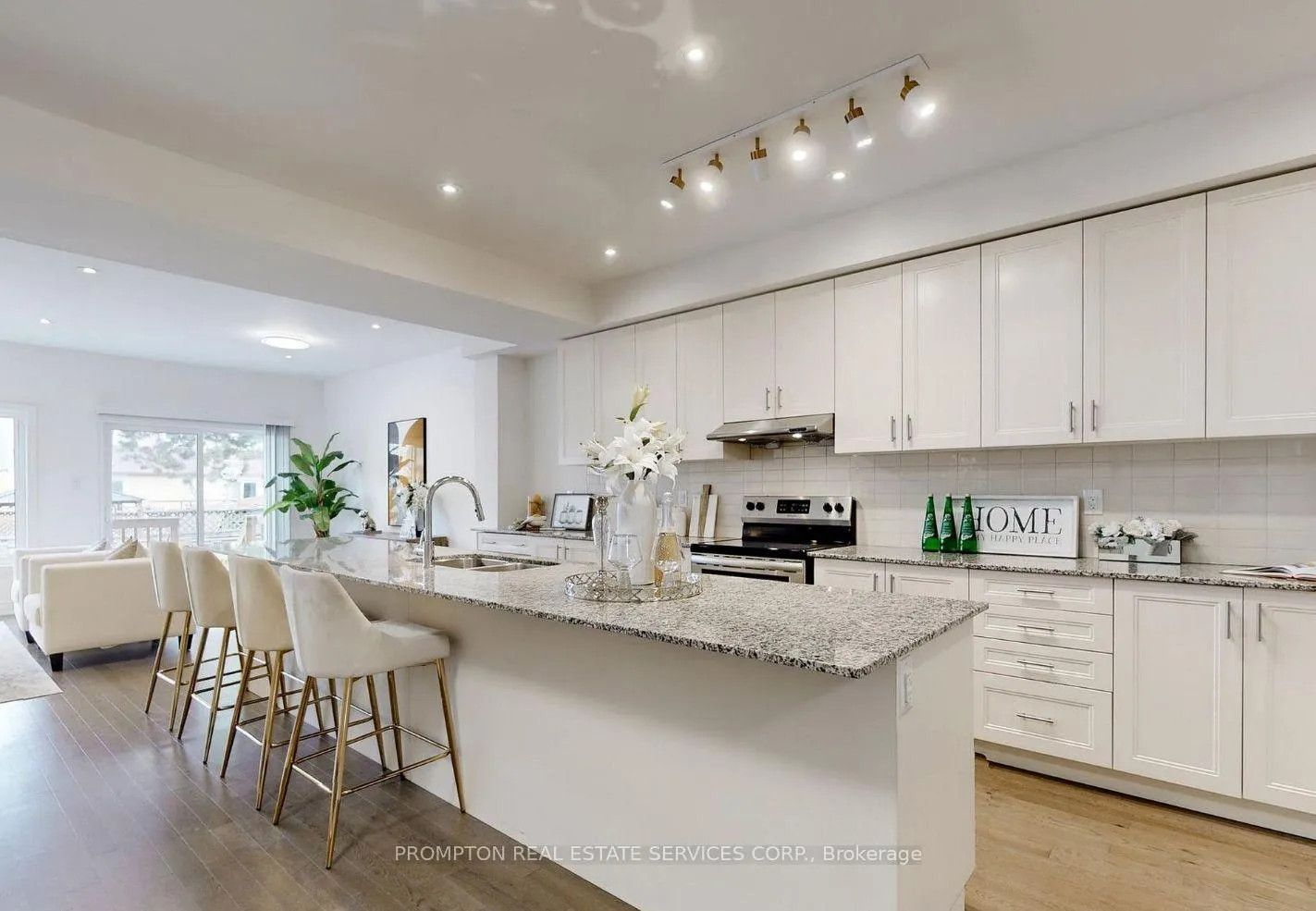 Photo 14 of 106 Lichfield Road, Markham, Unionville — HOMEH