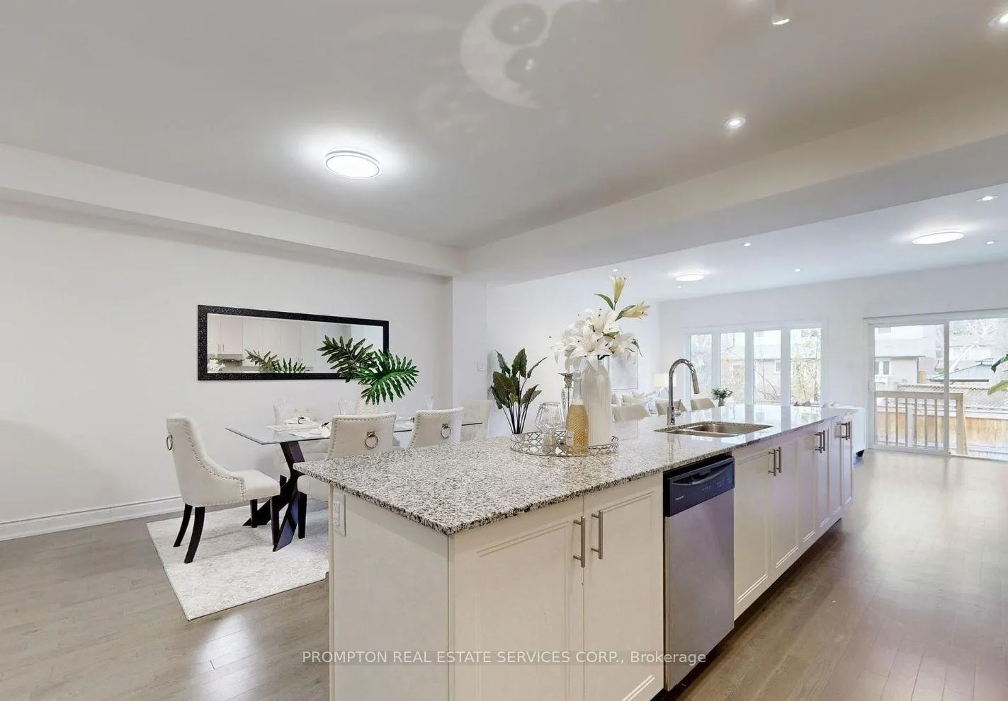 Photo 15 of 106 Lichfield Road, Markham, Unionville — HOMEH