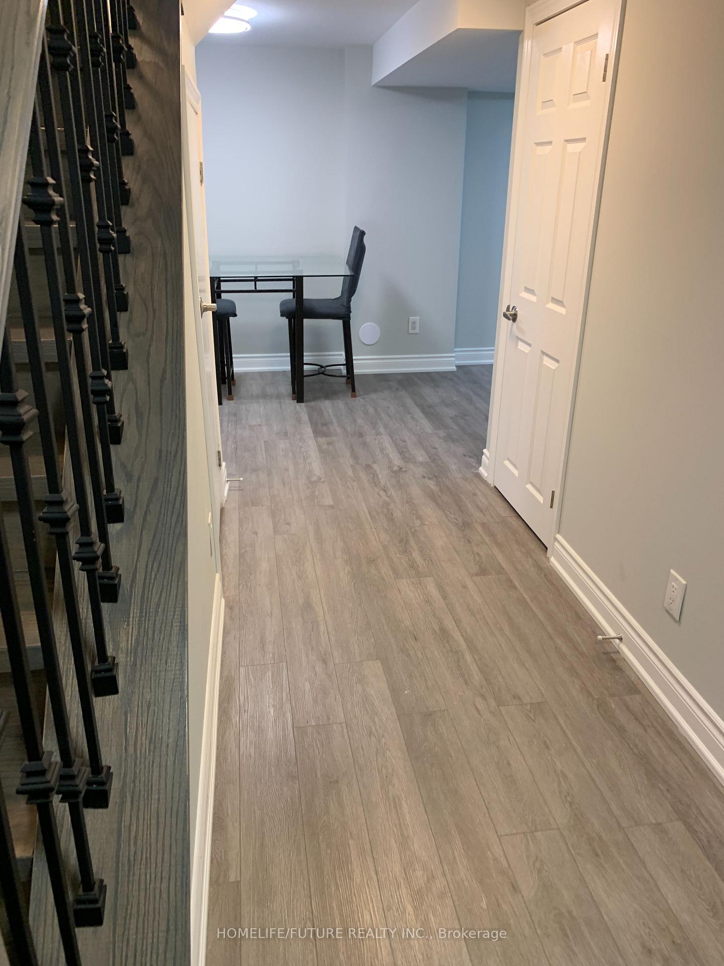 Photo 2 of 239 Glenabbey Drive, Clarington, Courtice — HOMEH