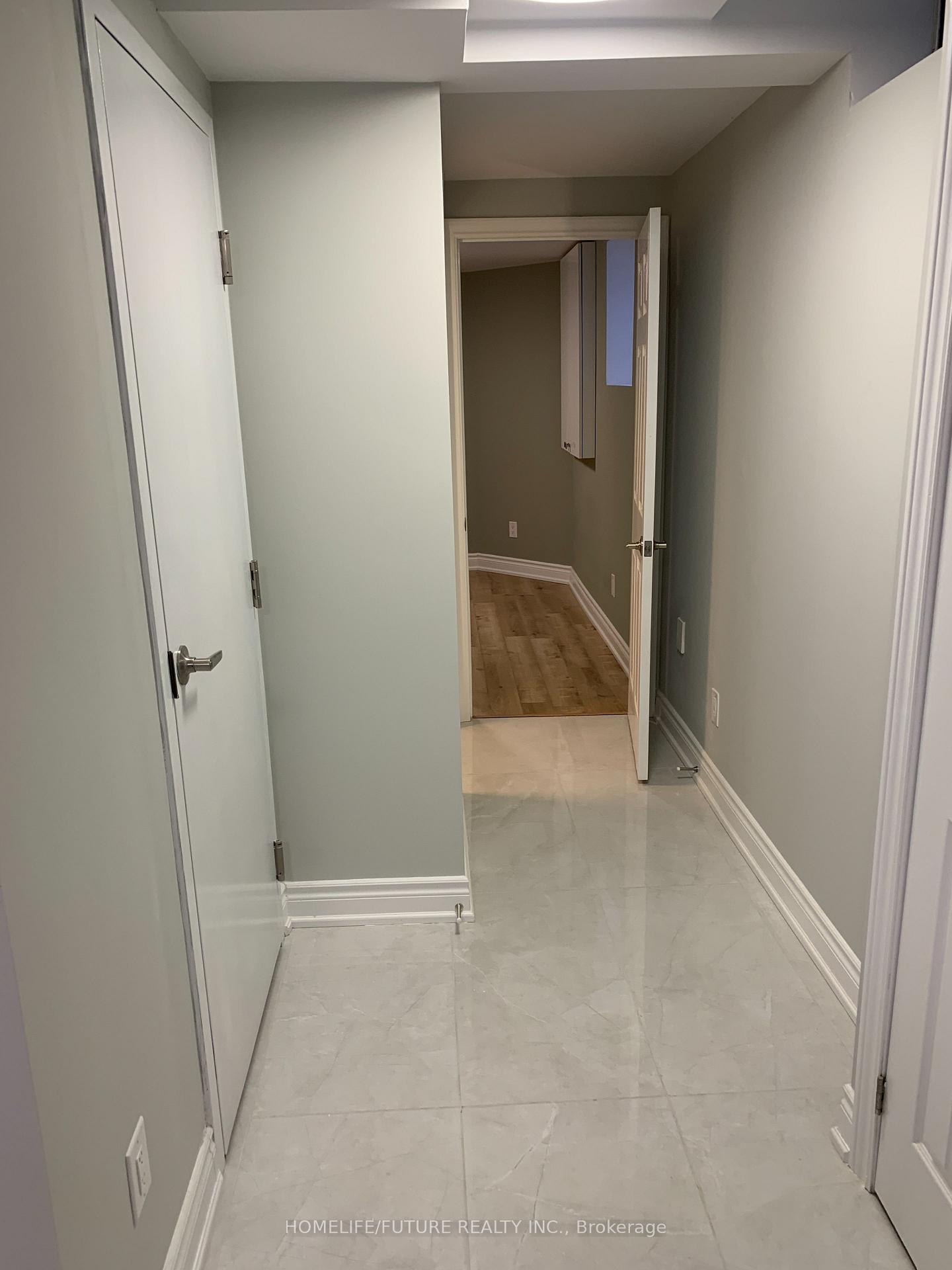 Photo 8 of 239 Glenabbey Drive, Clarington, Courtice — HOMEH