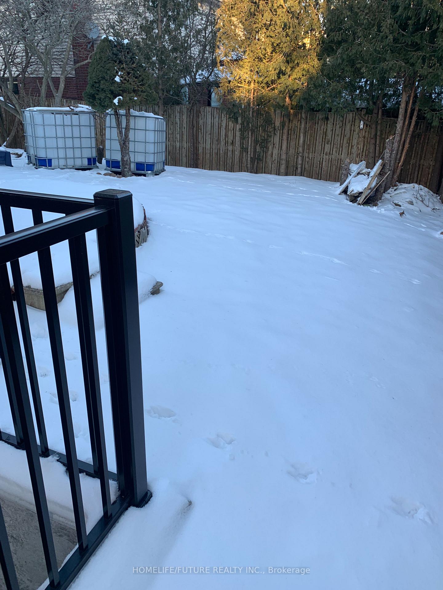 Photo 13 of 239 Glenabbey Drive, Clarington, Courtice — HOMEH
