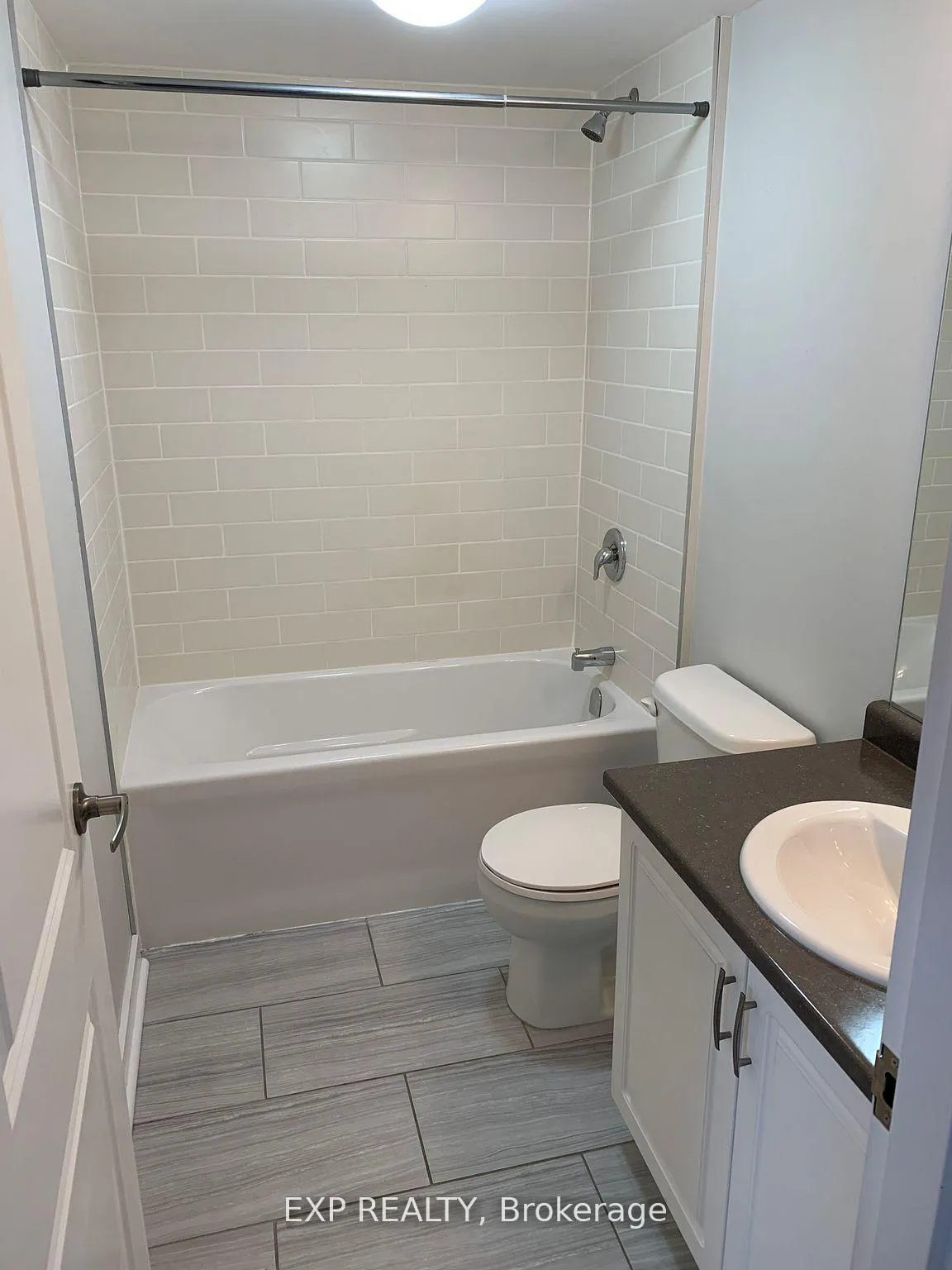 Photo 9 of Unit 1, 22 Main Street, Grimsby, Grimsby East — HOMEH