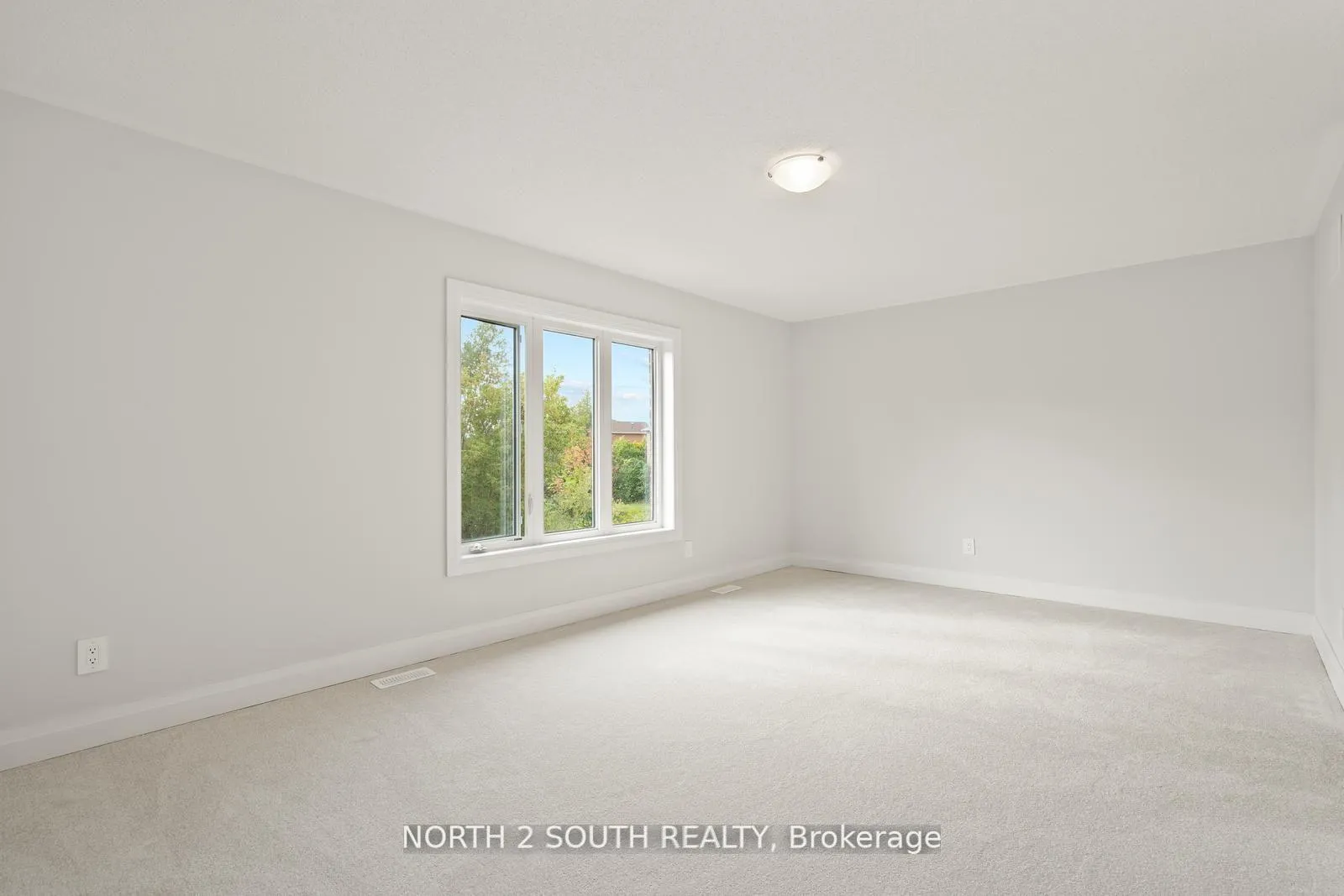 Photo 16 of 5 Virro Court, Vaughan, West Woodbridge — HOMEH