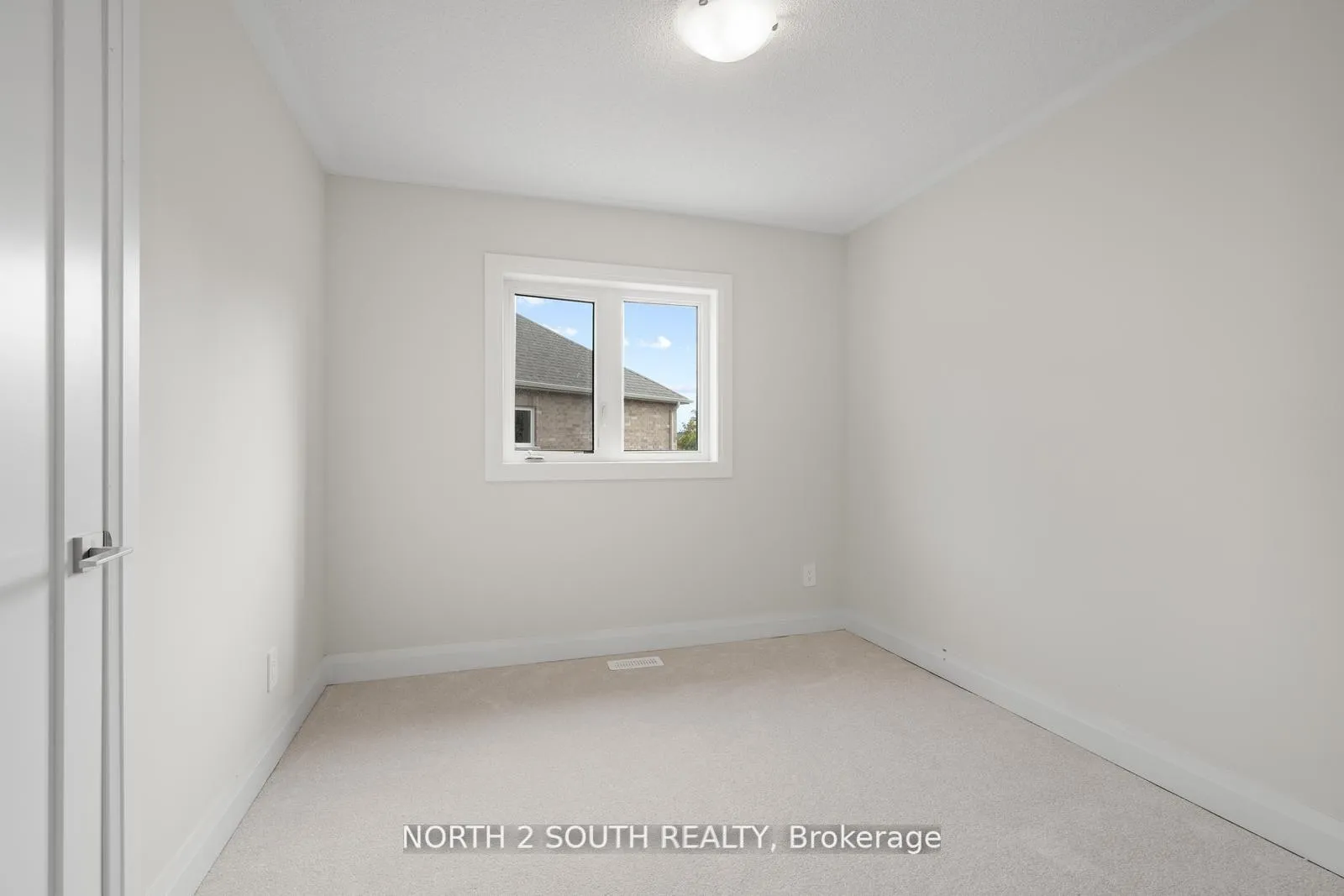 Photo 21 of 5 Virro Court, Vaughan, West Woodbridge — HOMEH