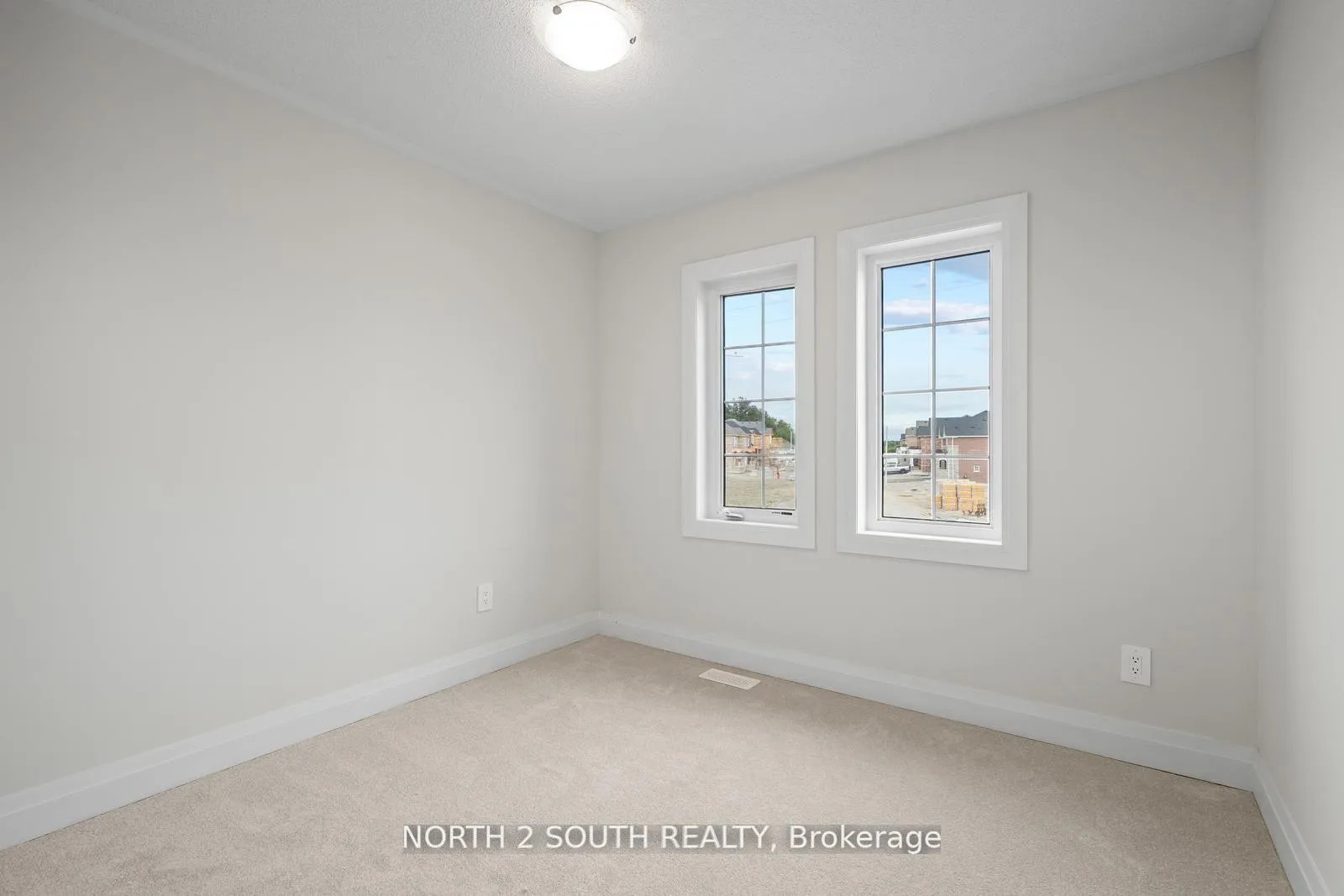 Photo 22 of 5 Virro Court, Vaughan, West Woodbridge — HOMEH