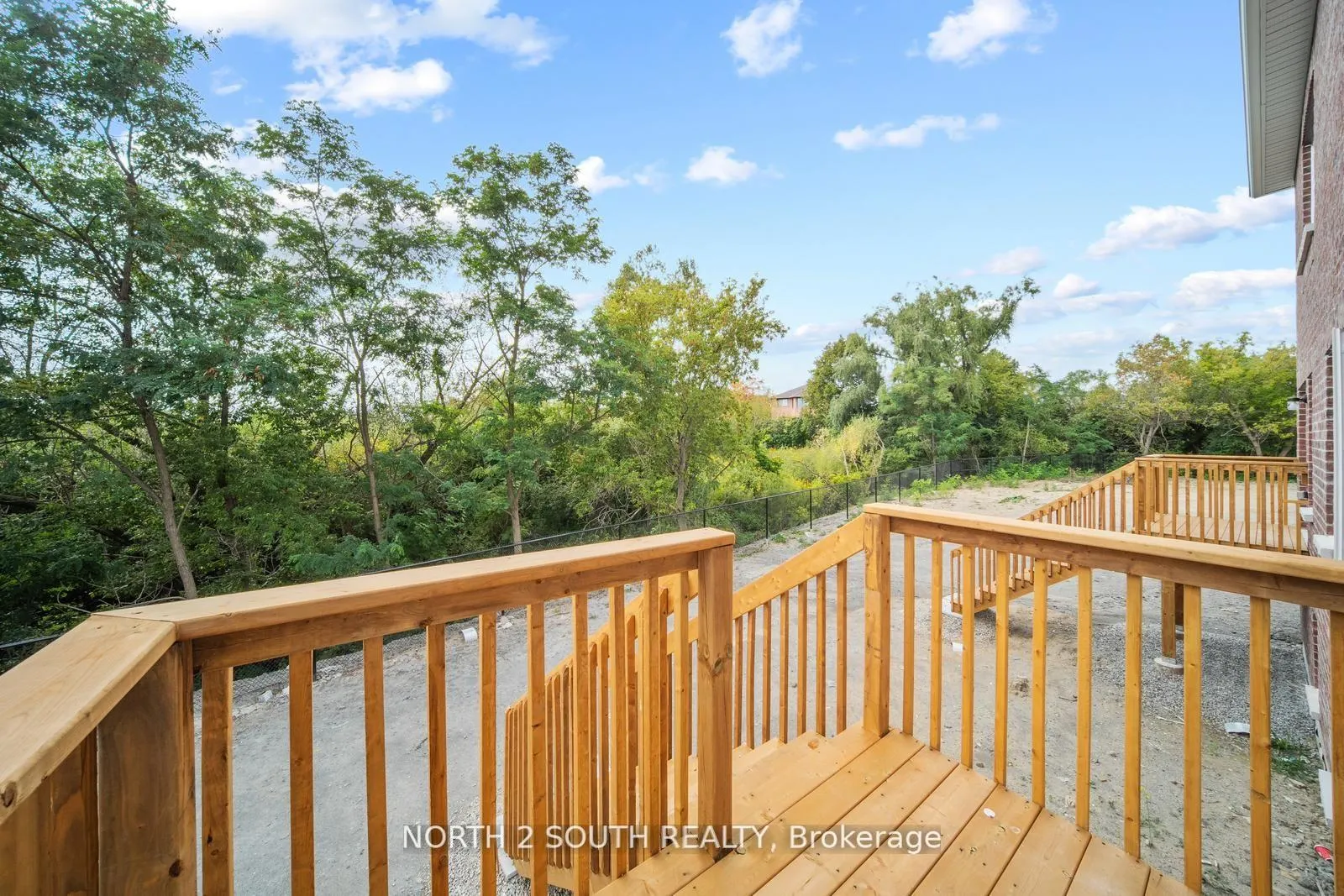Photo 26 of 5 Virro Court, Vaughan, West Woodbridge — HOMEH