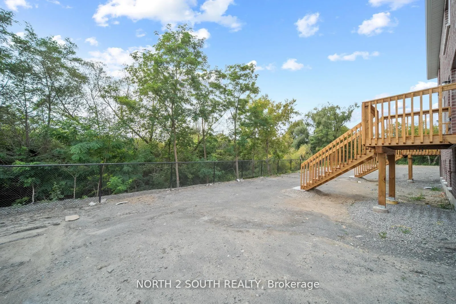Photo 28 of 5 Virro Court, Vaughan, West Woodbridge — HOMEH