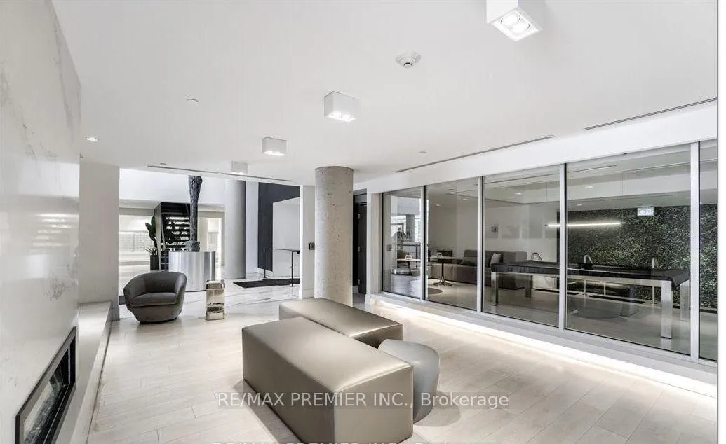 Photo 8 of Unit 3606, 2916 Highway 7, Vaughan, Concord — HOMEH